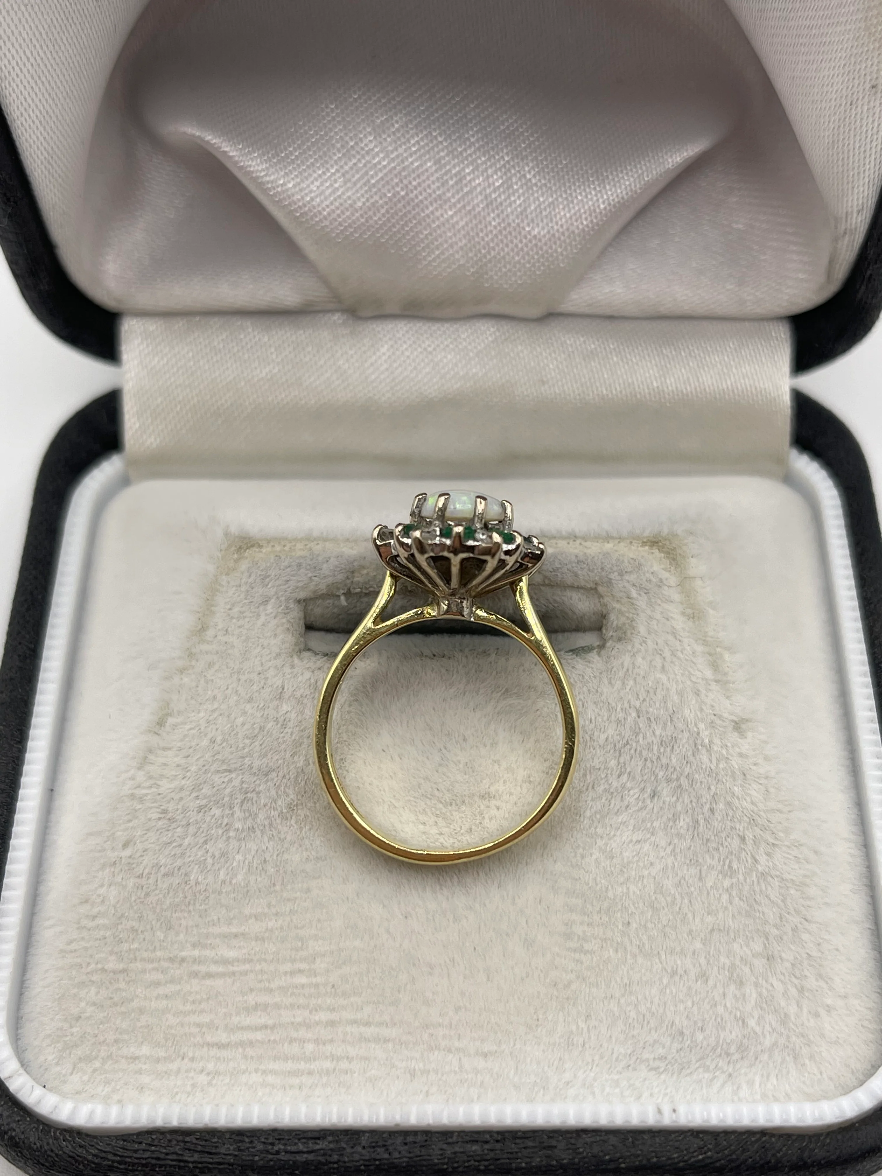 18ct gold opal, emerald and diamond ring - Image 3