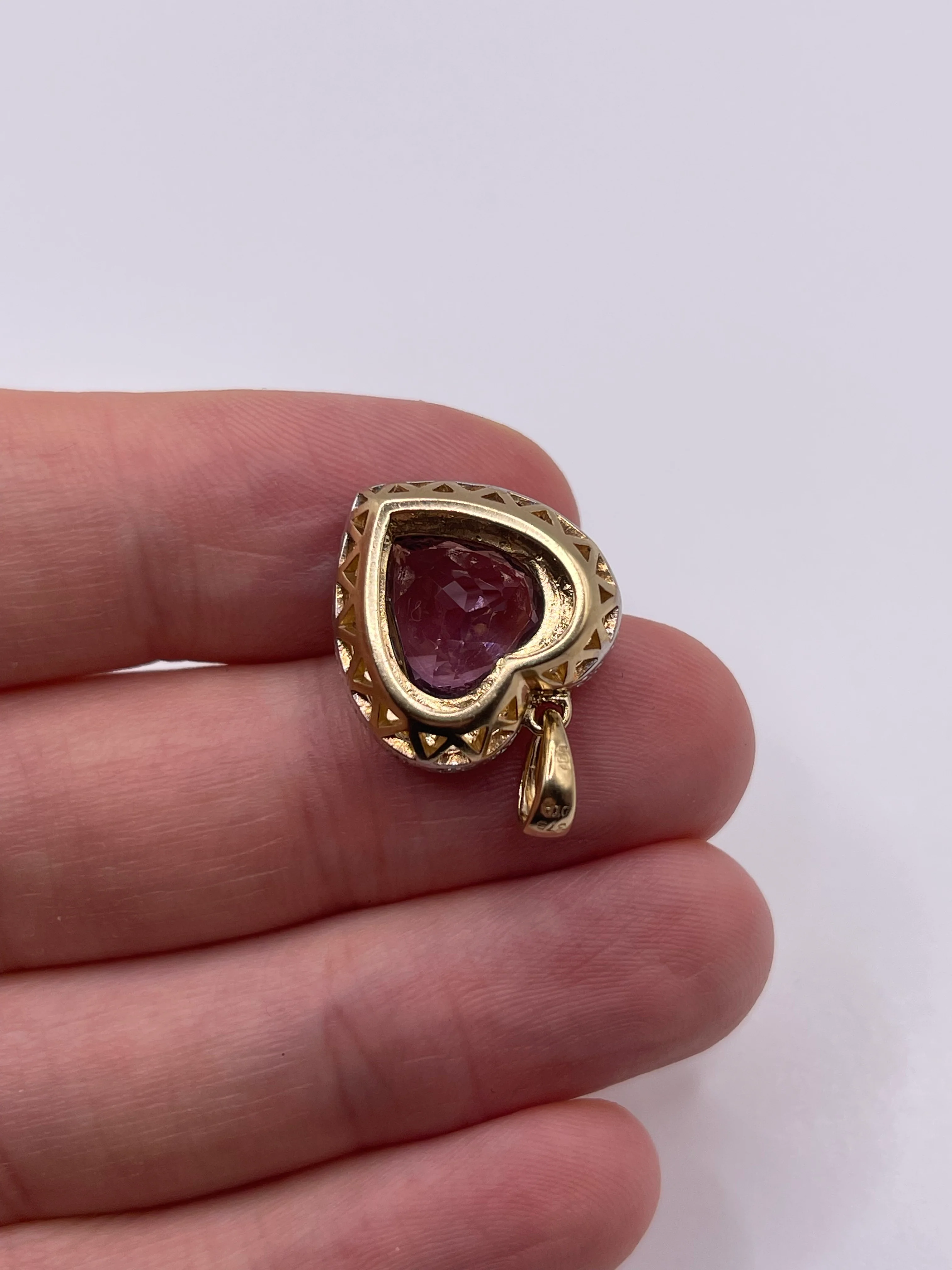 9ct gold amethyst and diamond heart pendant - Image 2