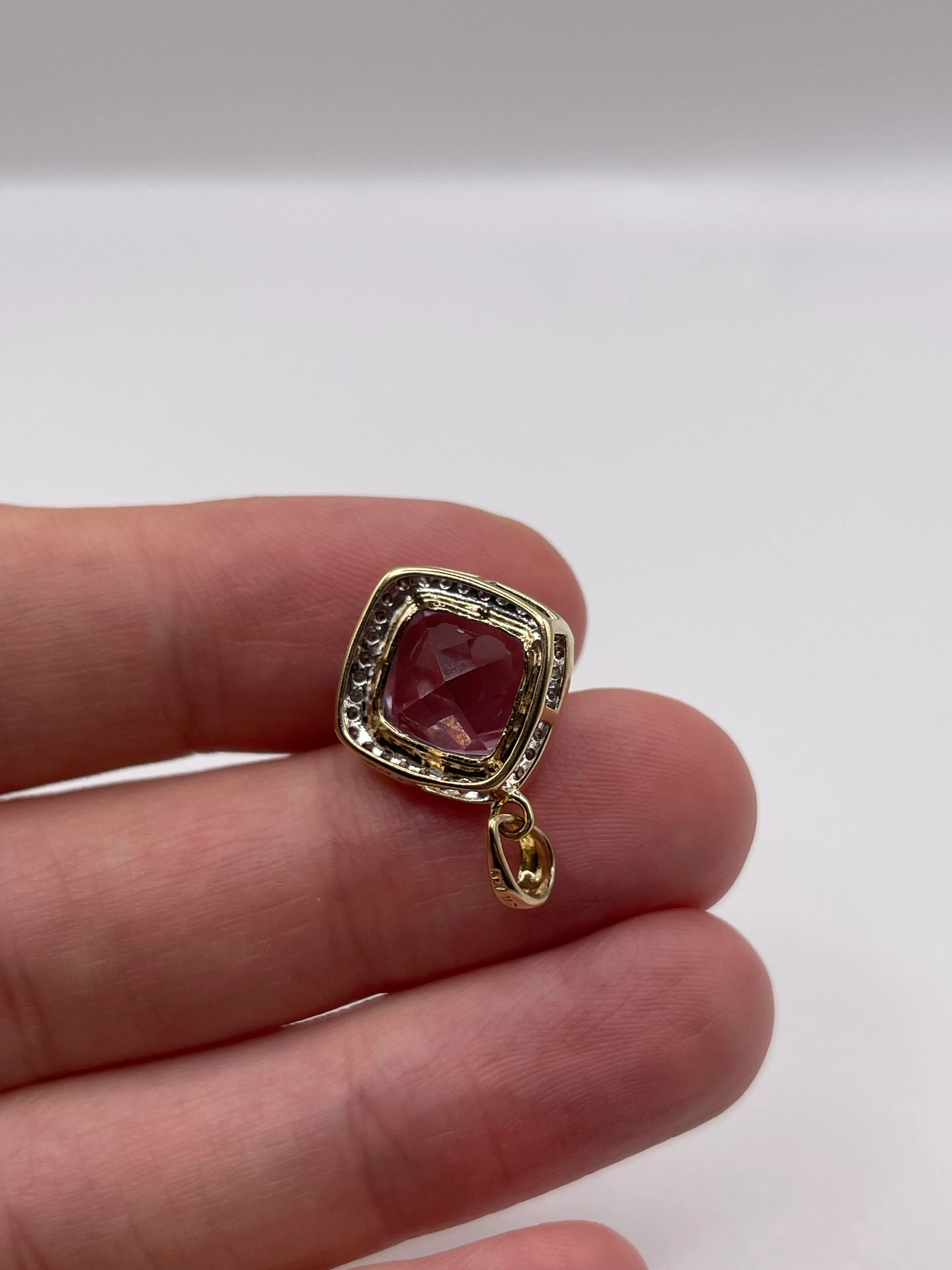 9ct gold amethyst and diamond pendant - Image 2