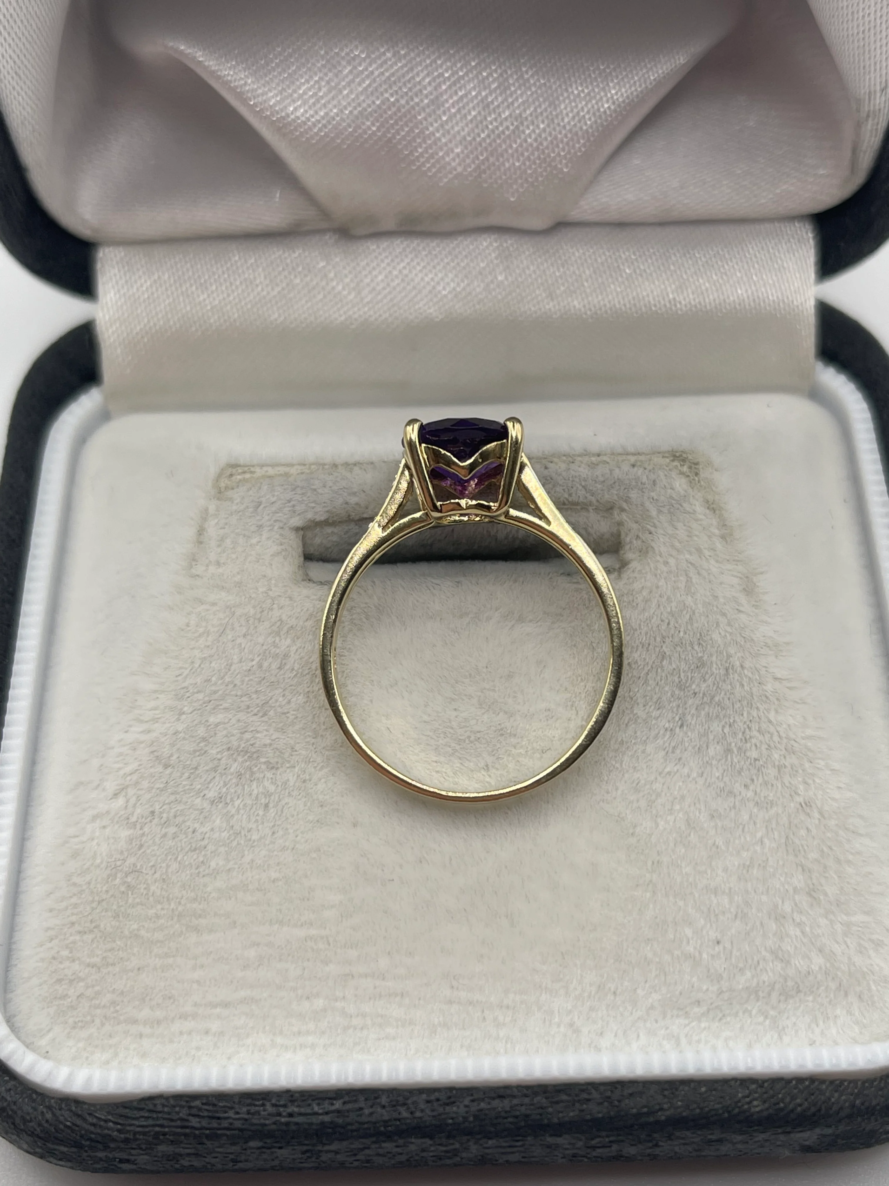 9ct gold amethyst and diamond ring - Image 3