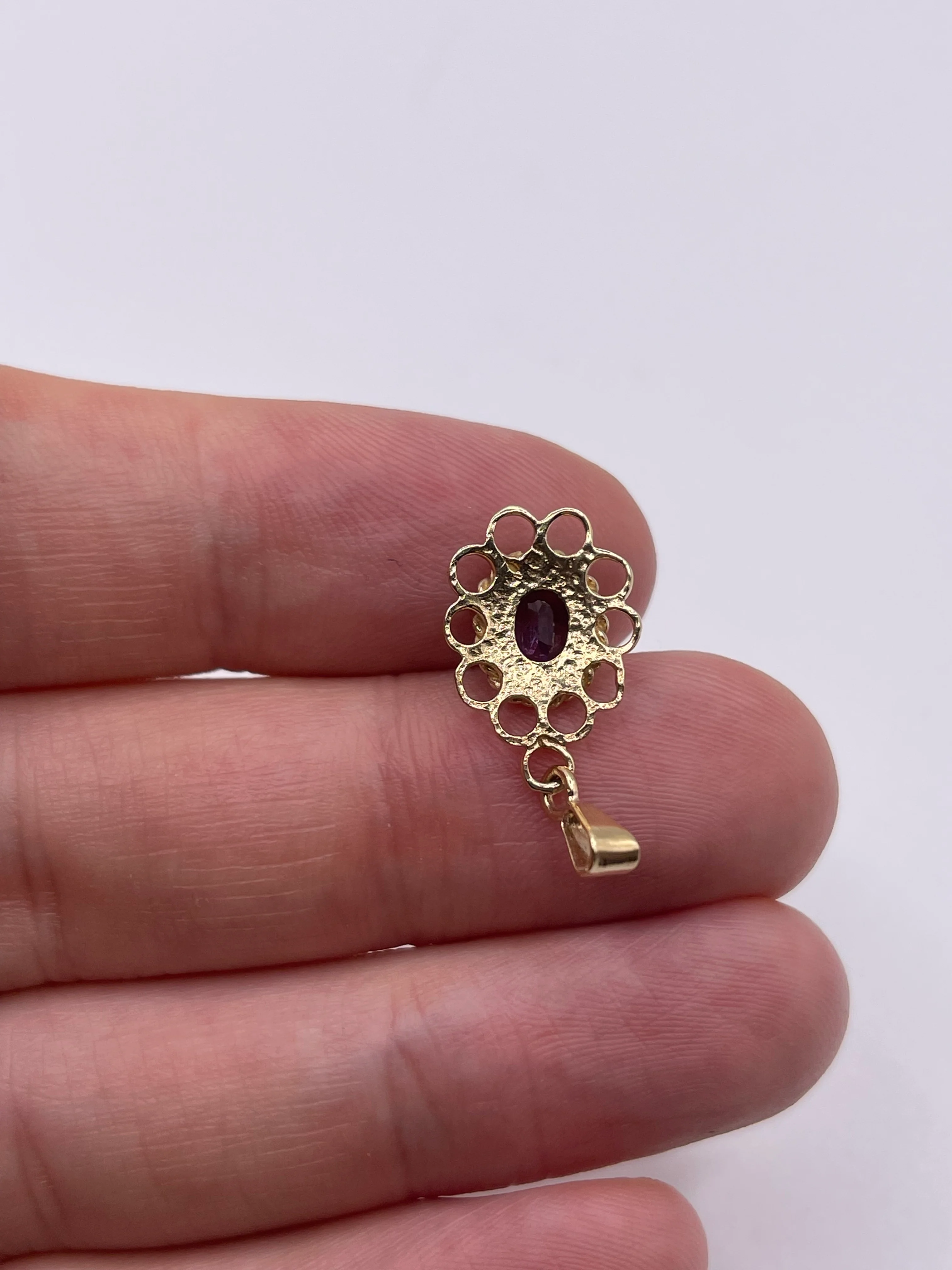 9ct gold amethyst pendant - Image 3