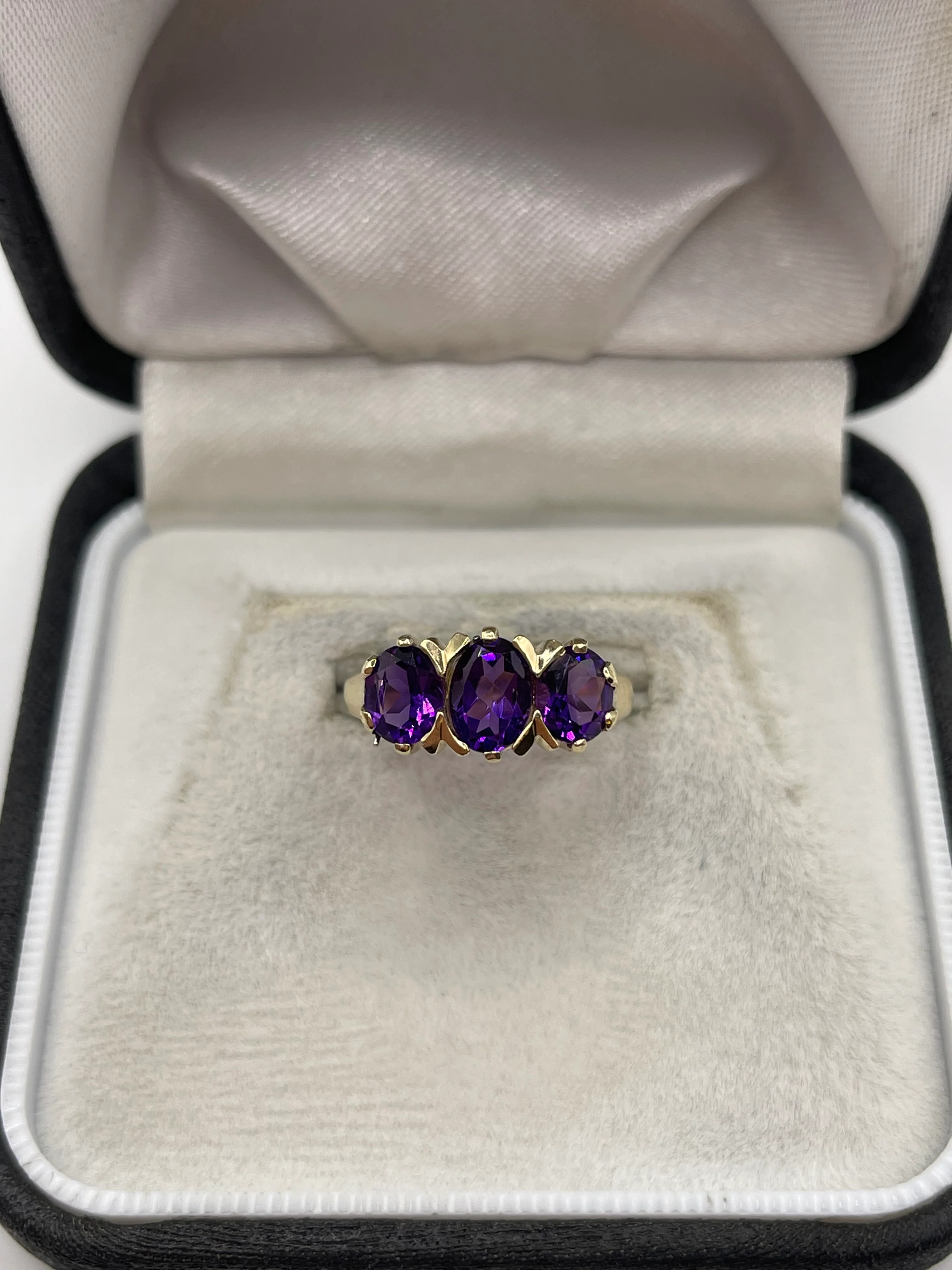 9ct gold amethyst ring