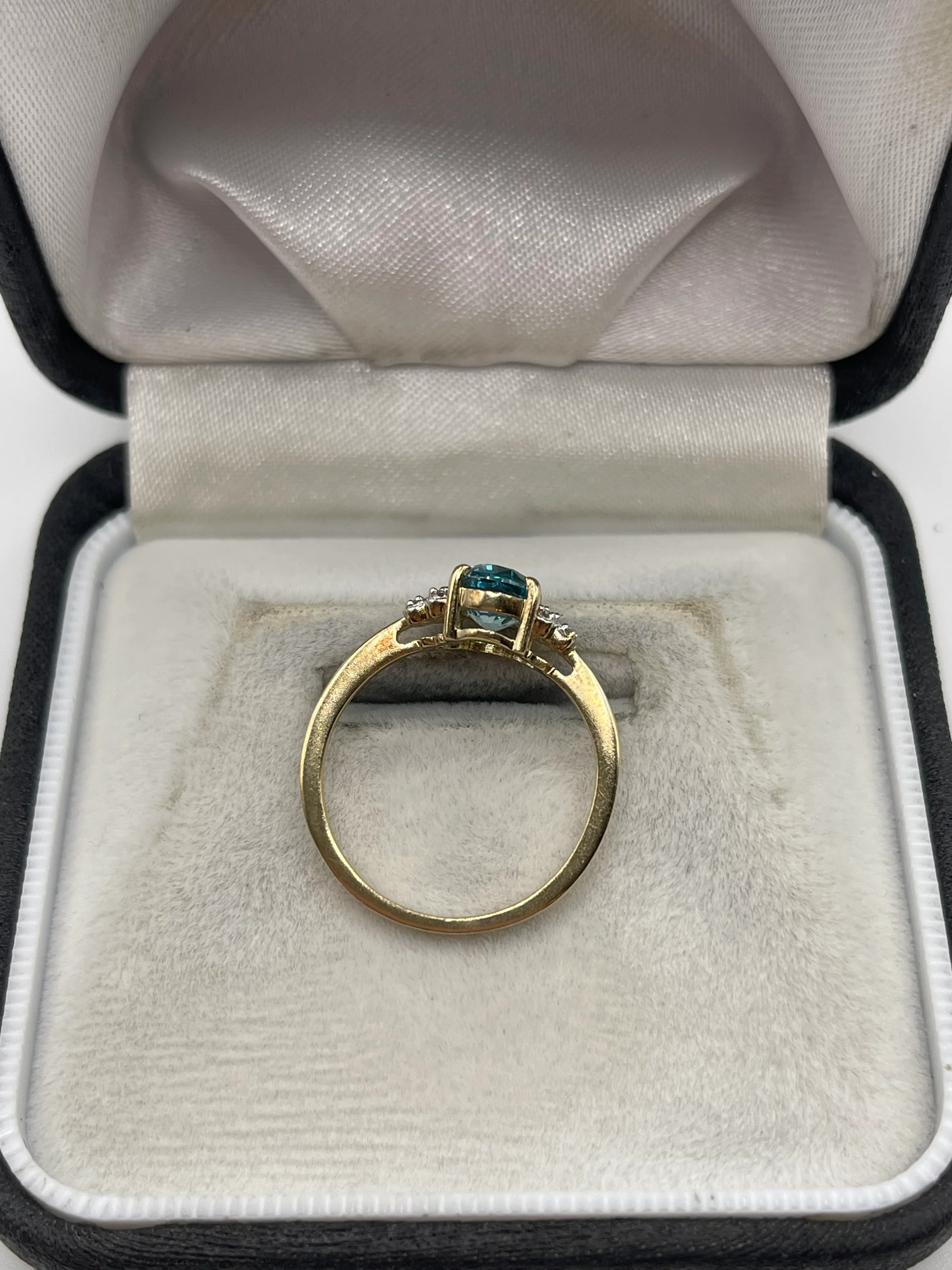 9ct gold blue and white zircon ring - Image 3