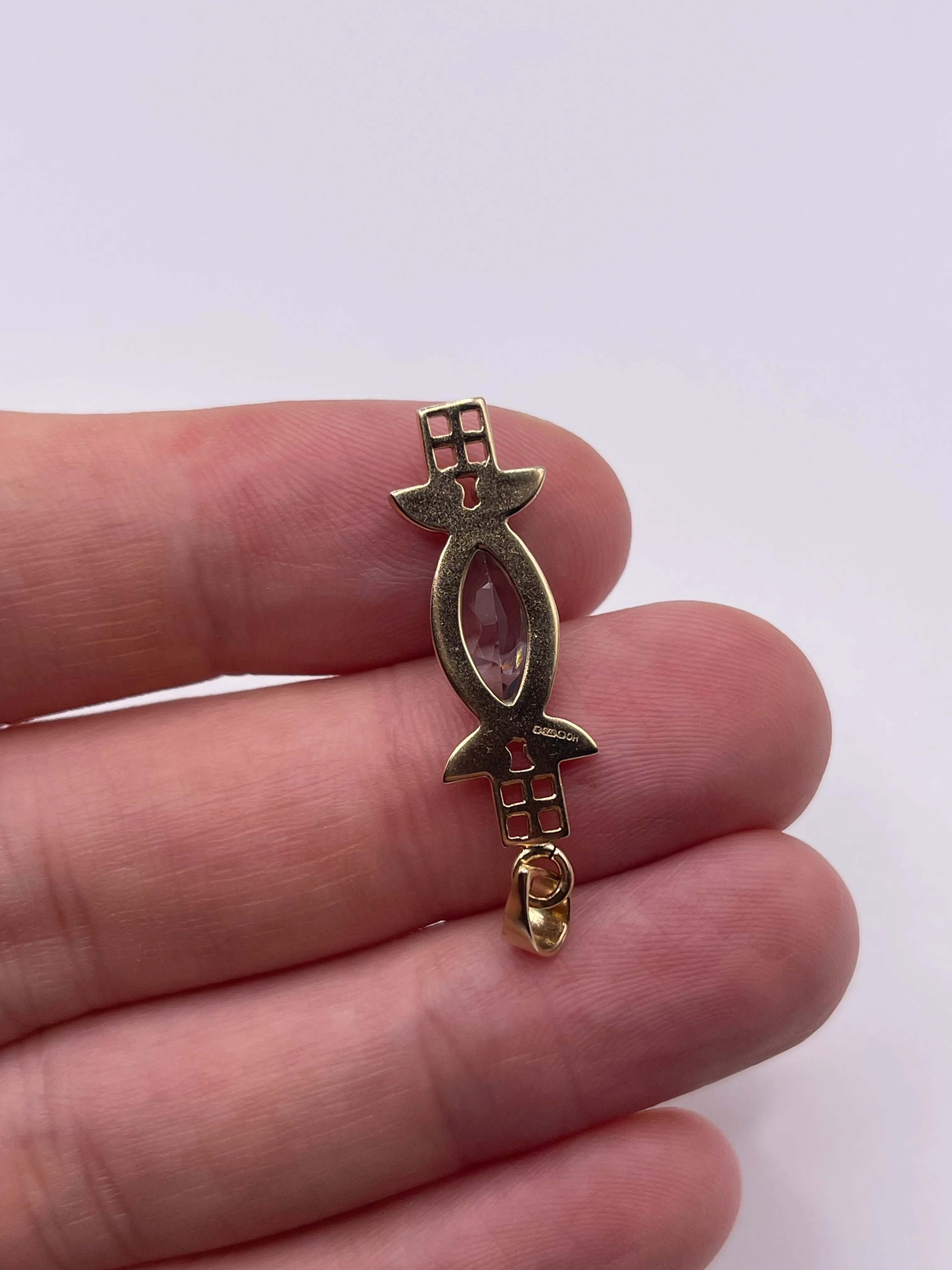 9ct gold blue topaz pendant - Image 2