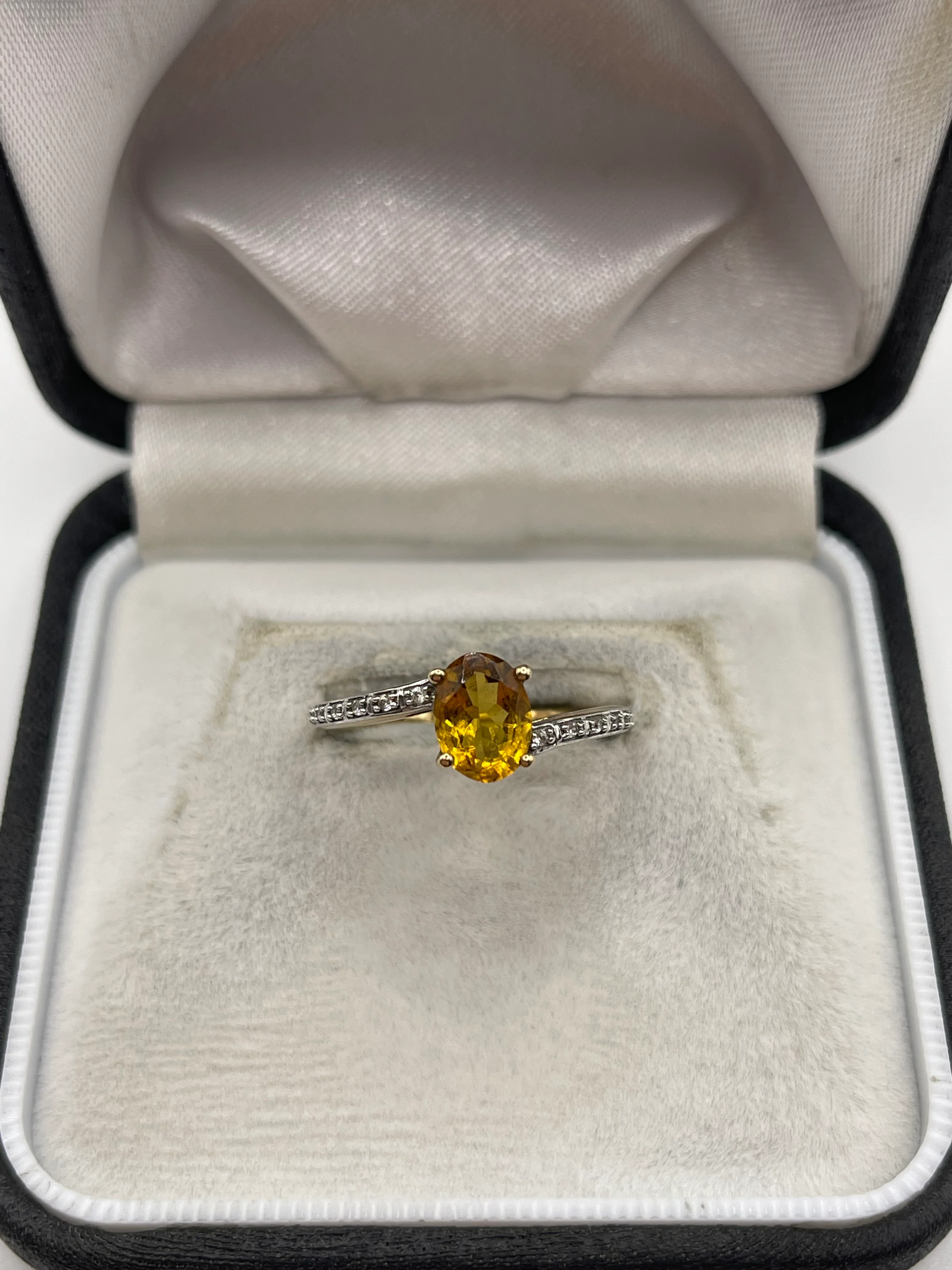 9ct gold citrine and zircon ring