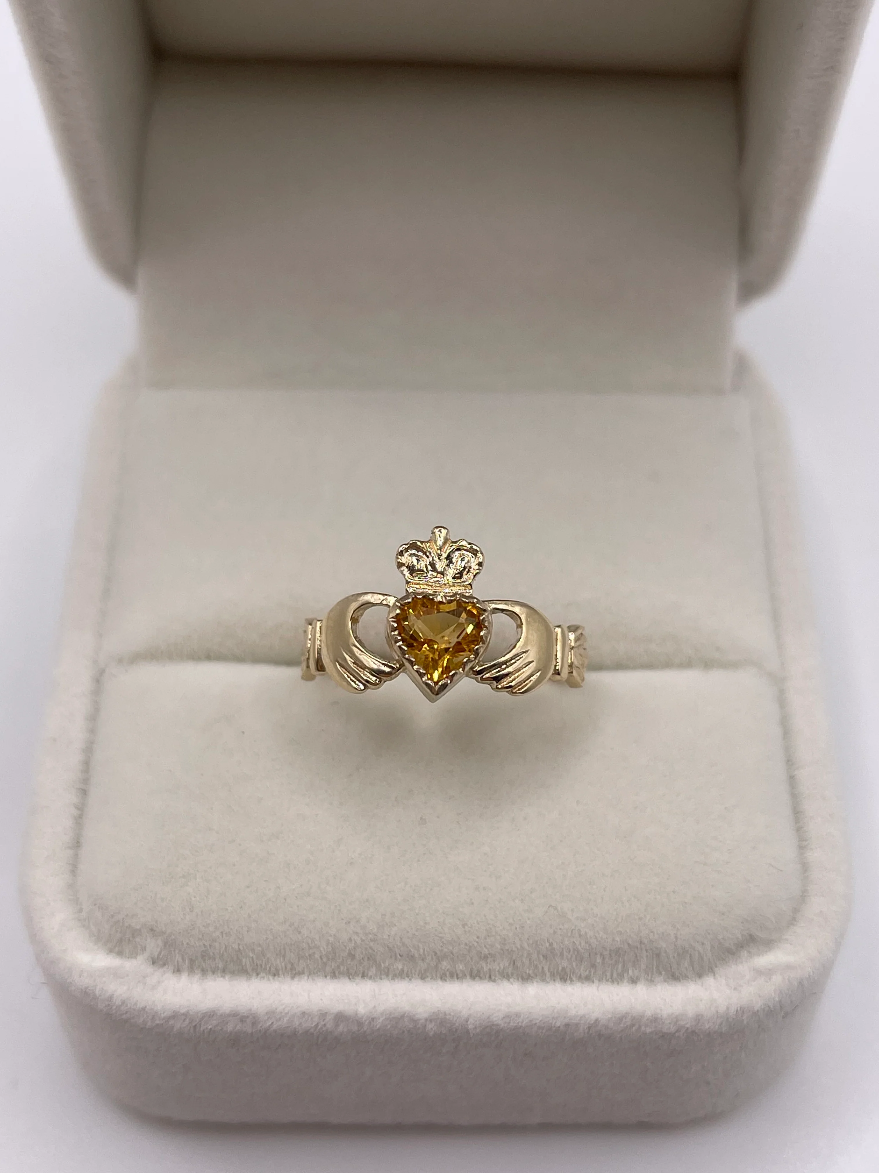 9ct gold citrine claddagh ring