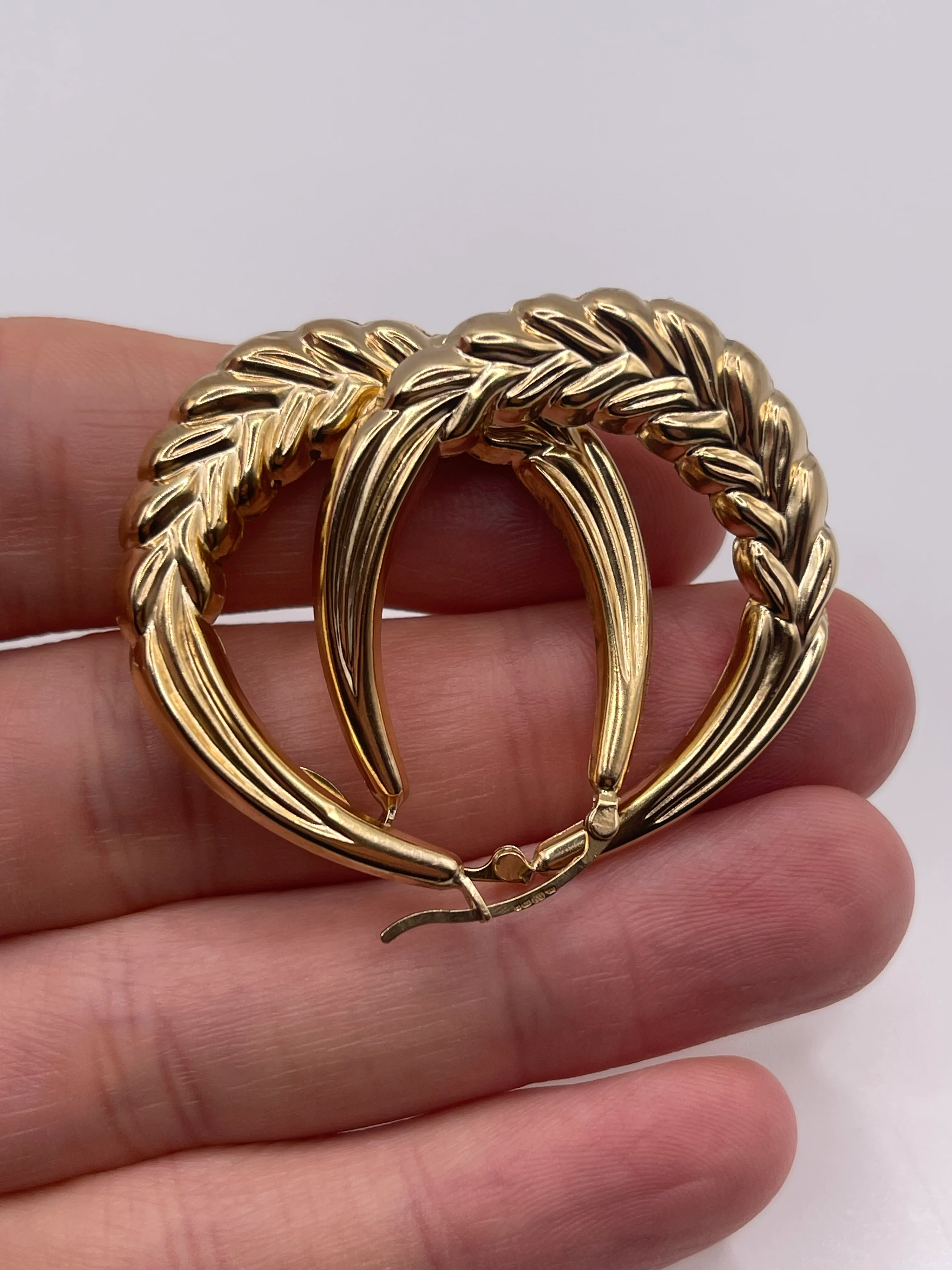 9ct gold creole earrings - Image 3