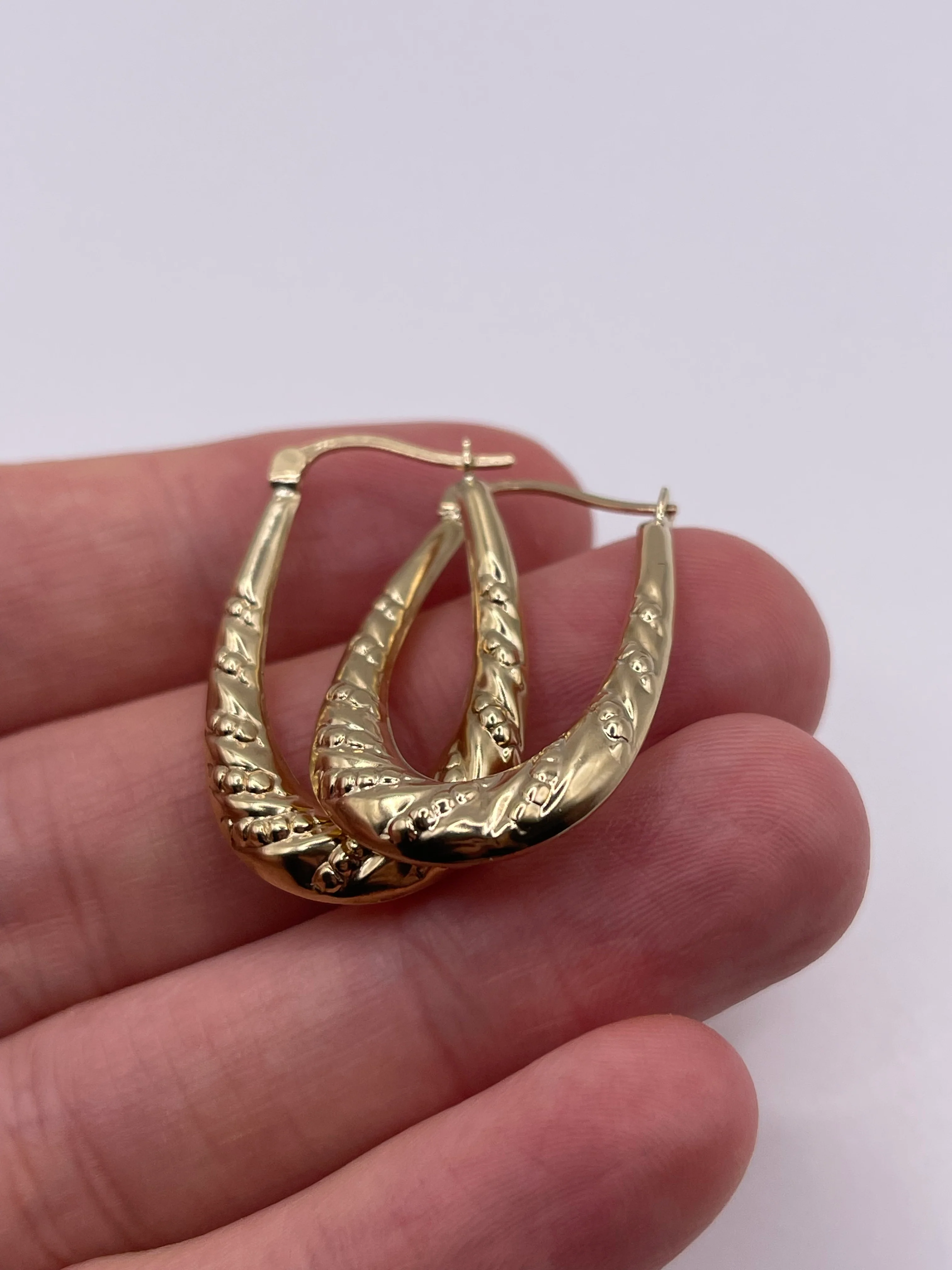 9ct gold creole earrings - Image 2