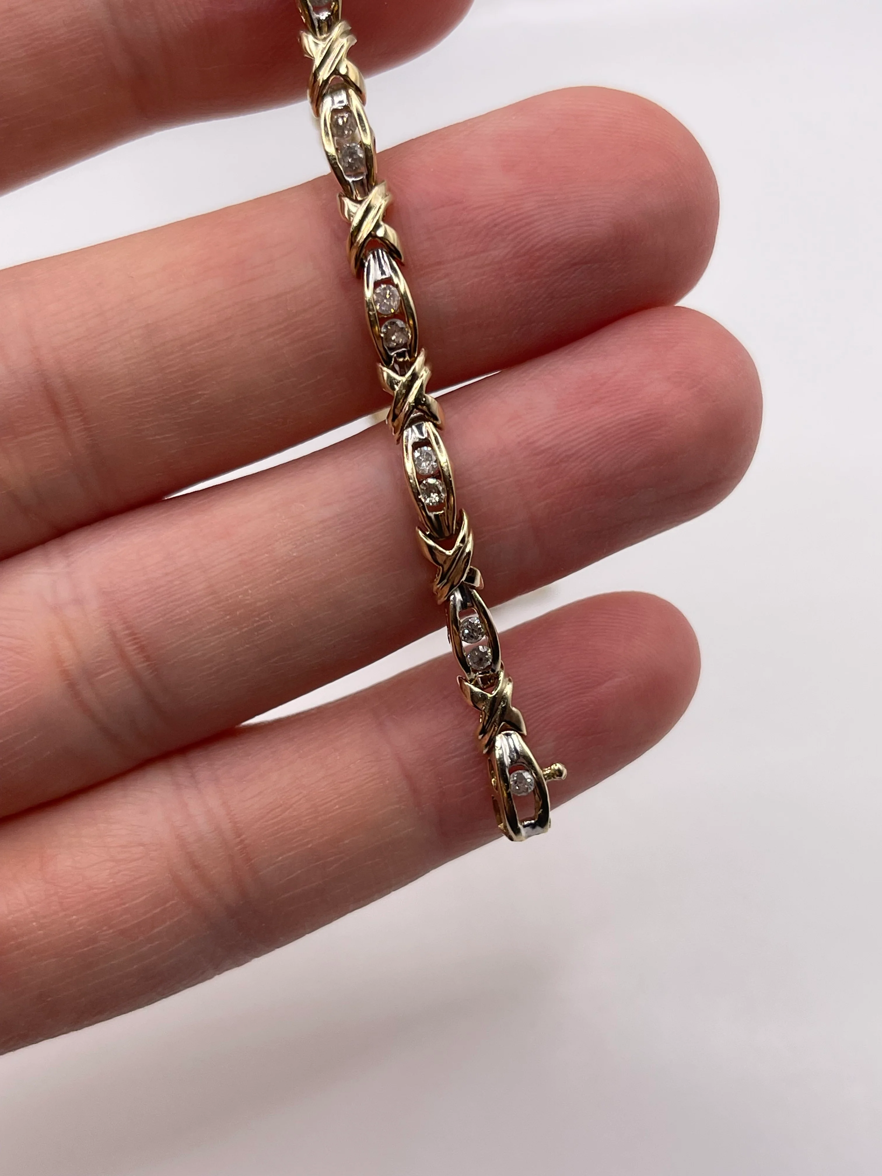 9ct gold diamond bracelet - Image 2