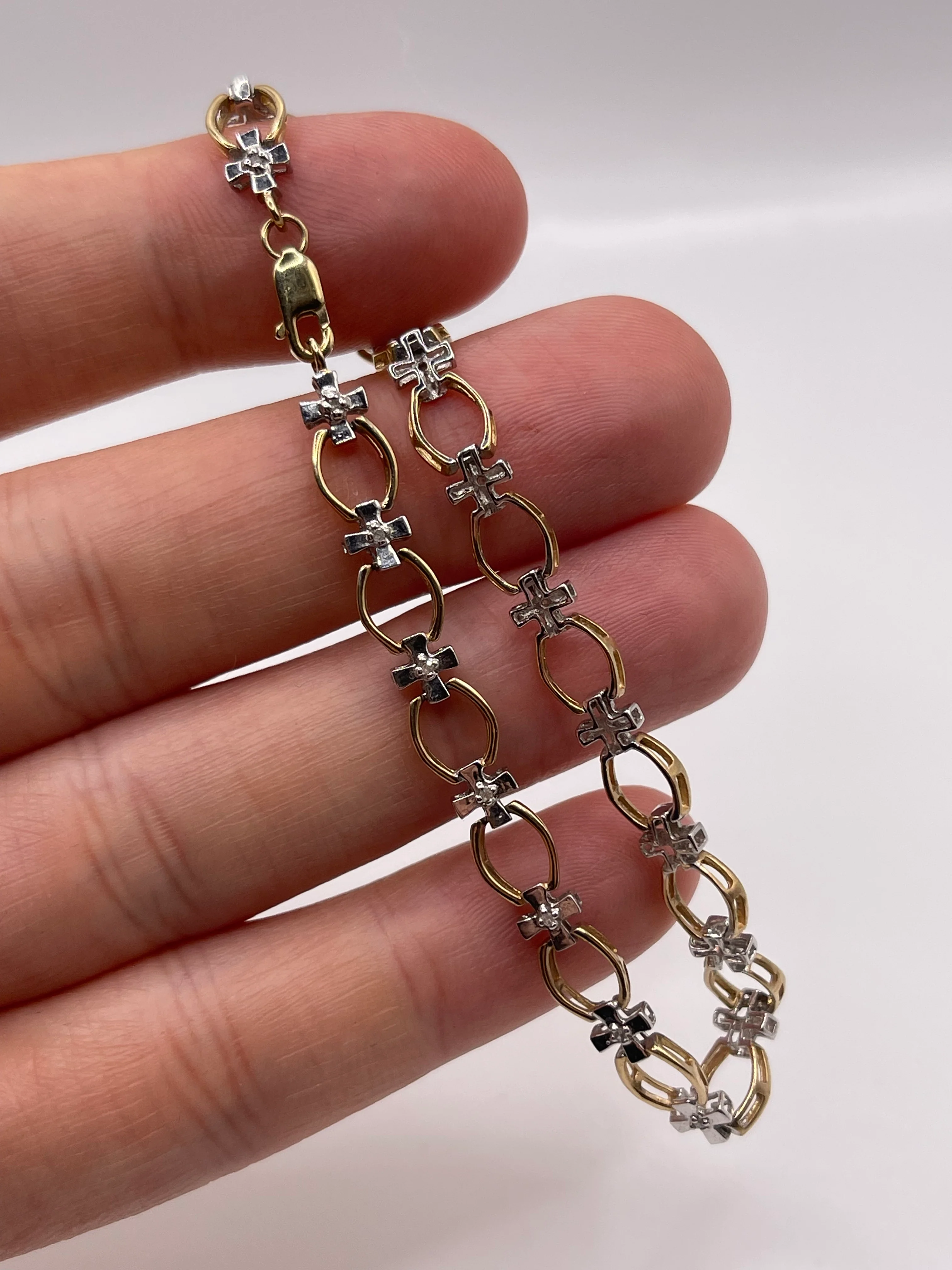 9ct gold diamond bracelet - Image 3