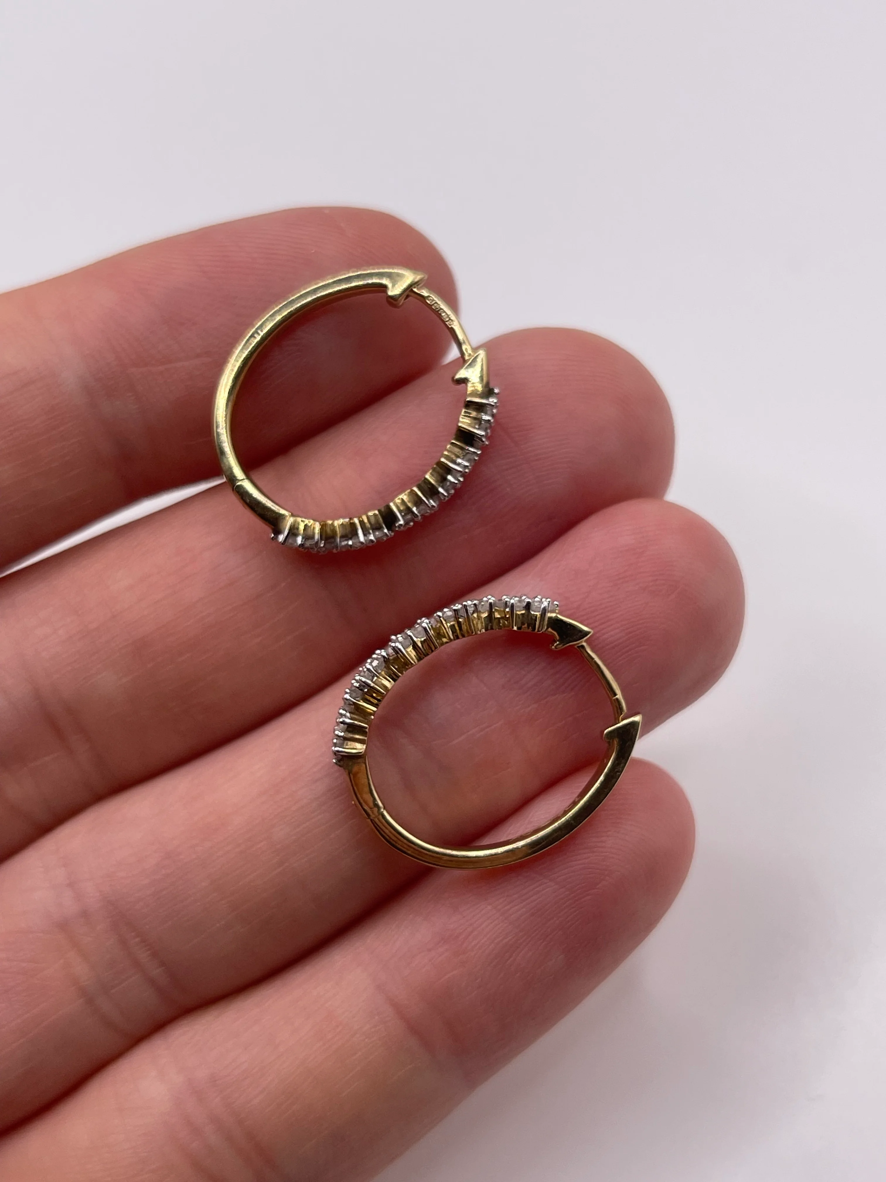 9ct gold diamond cluster earrings - Image 3