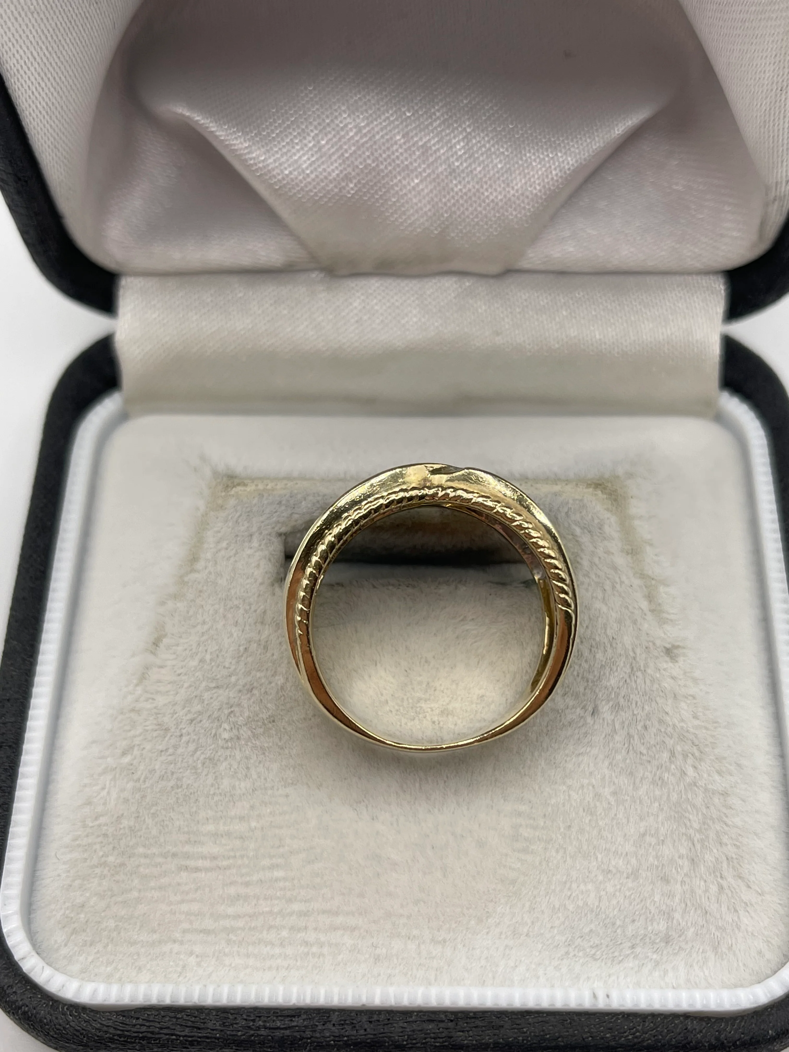 9ct gold diamond cluster ring - Image 3