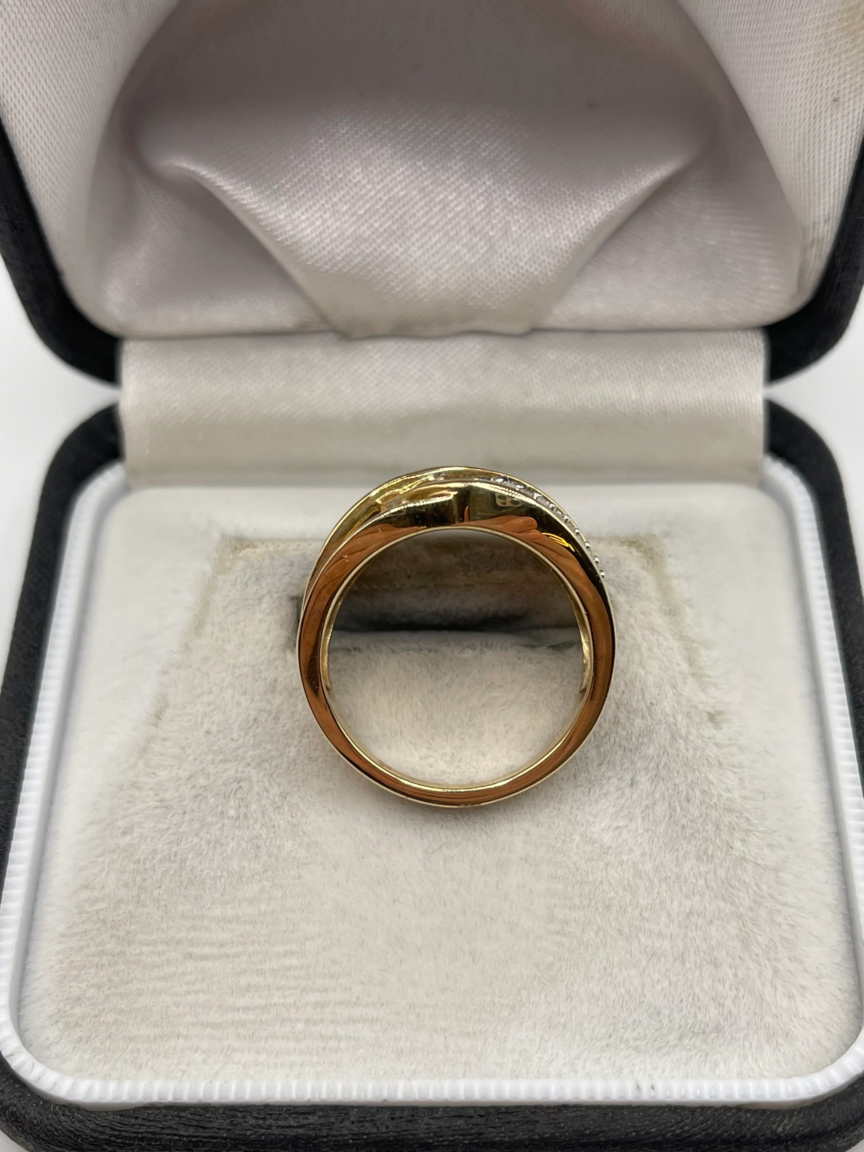 9ct gold diamond cluster ring - Image 3