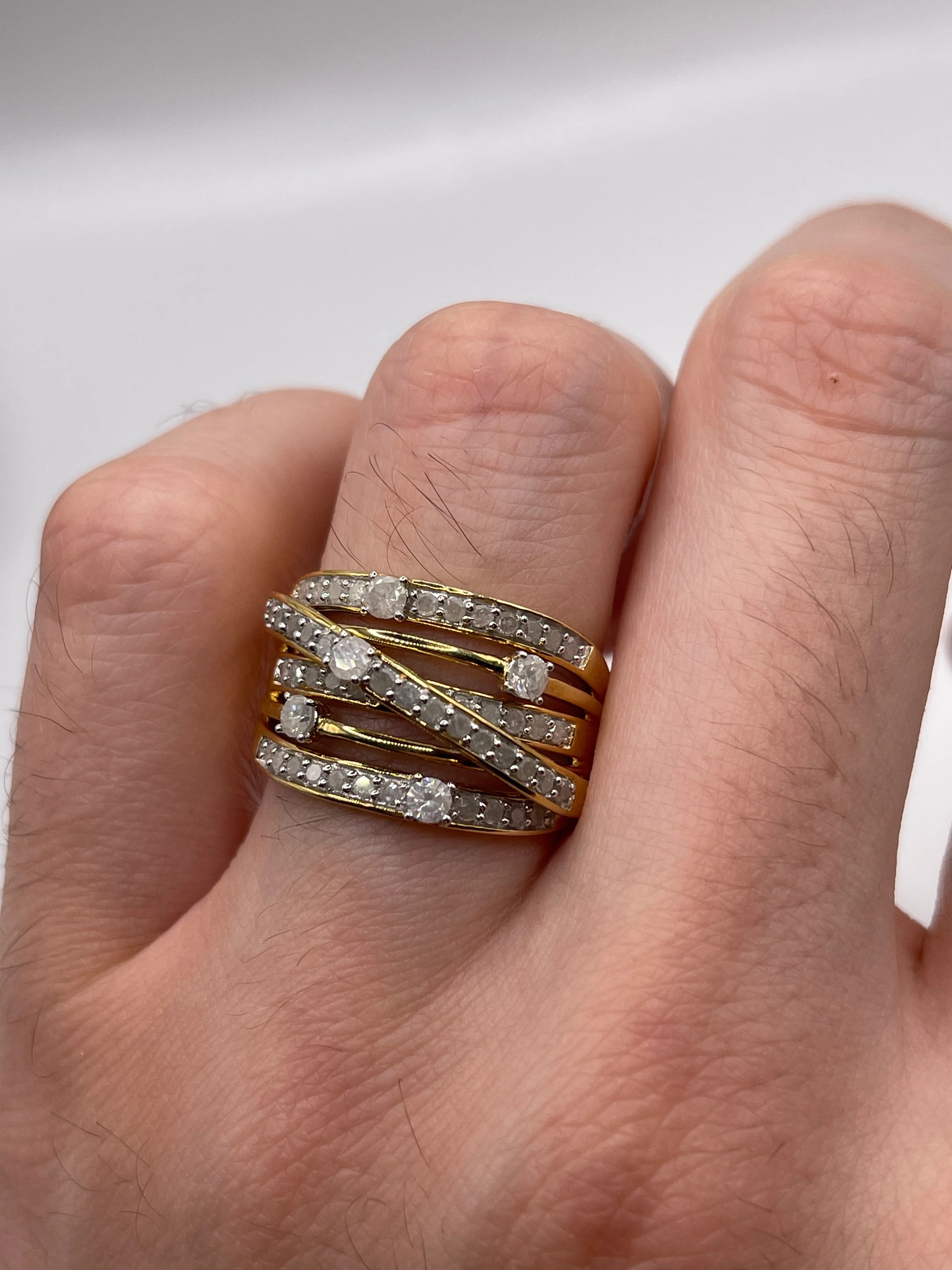 9ct gold diamond cluster ring - Image 4