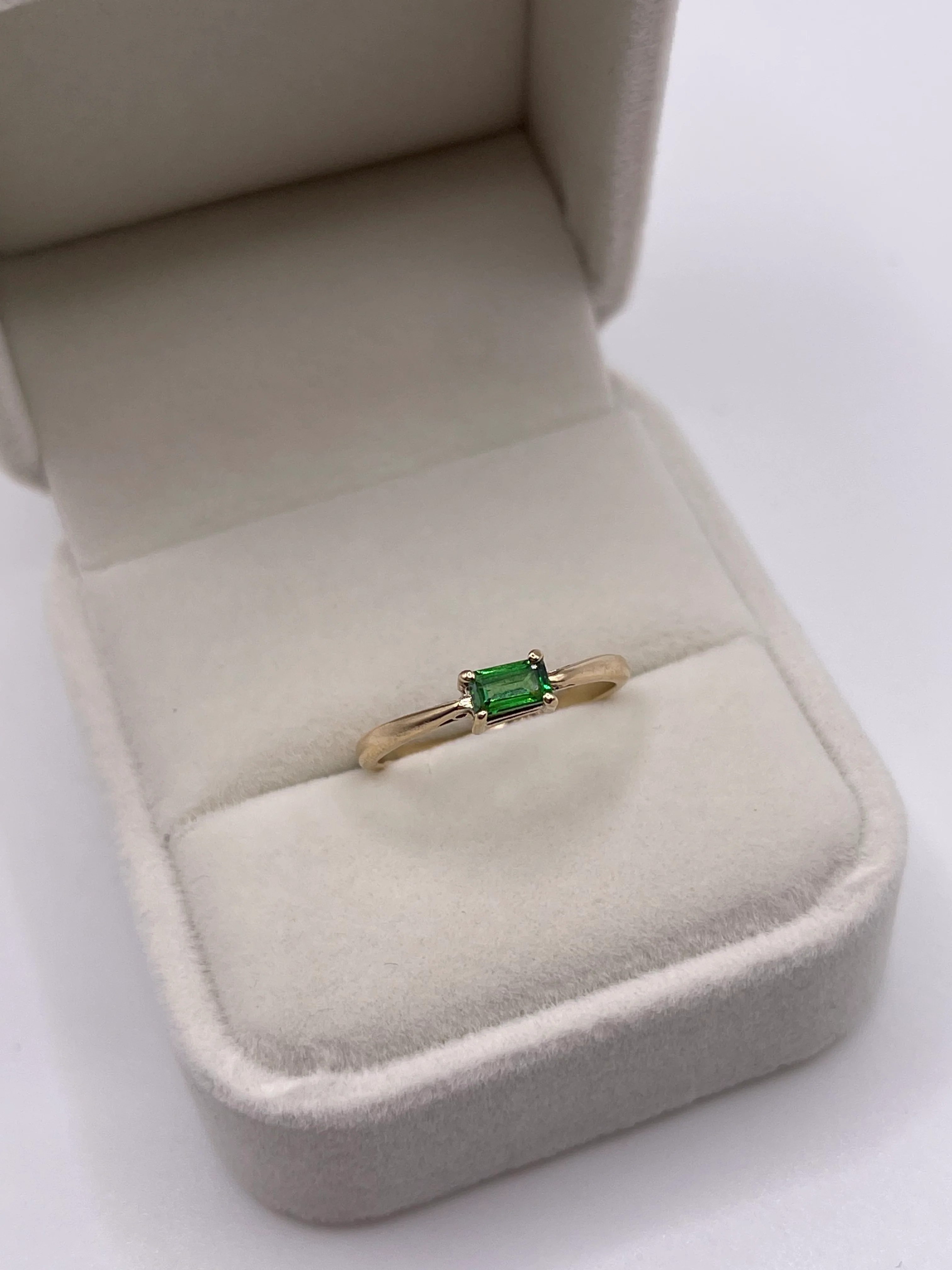 9ct gold diopside ring - Image 2