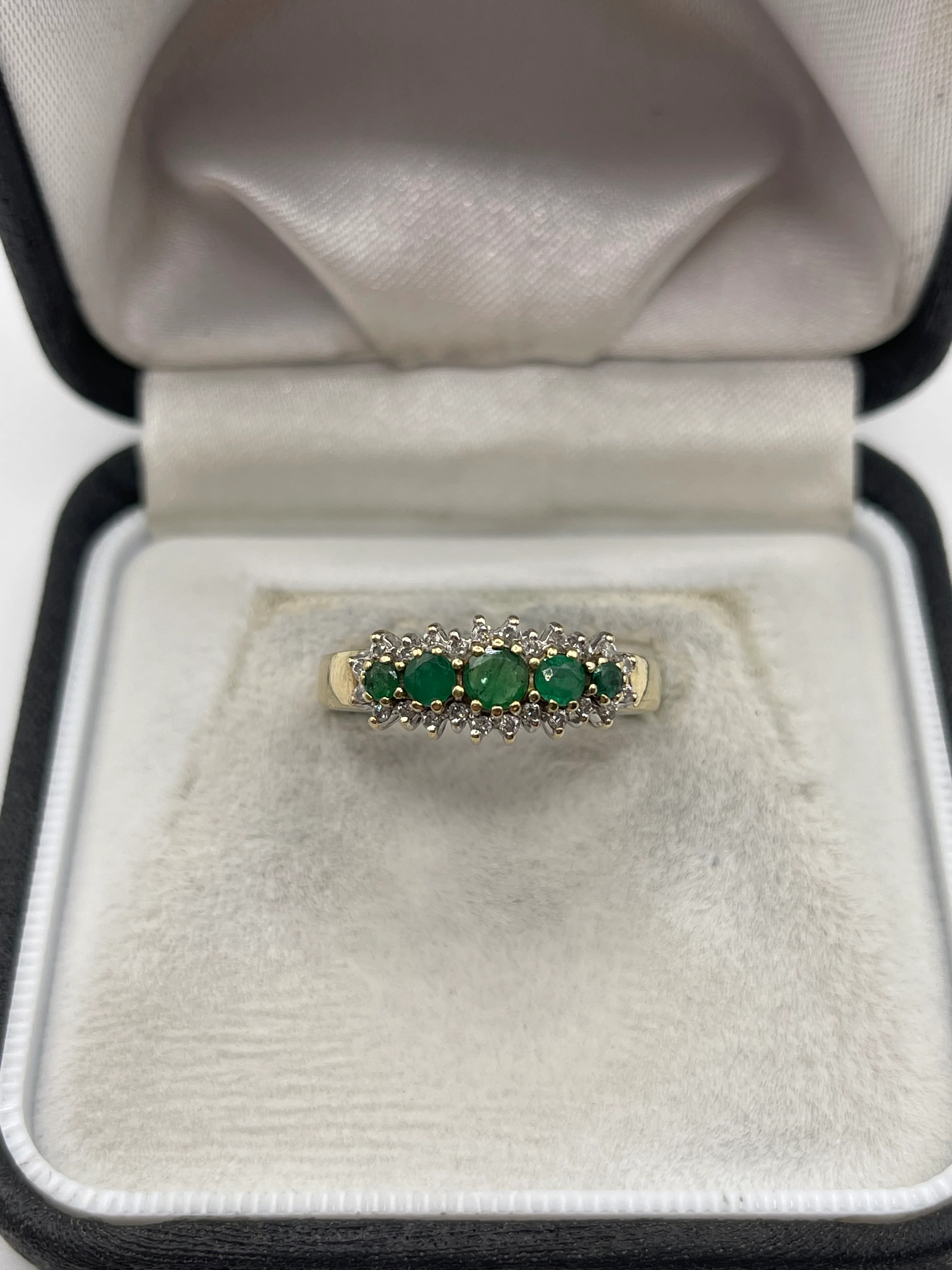 9ct gold emerald and diamond ring