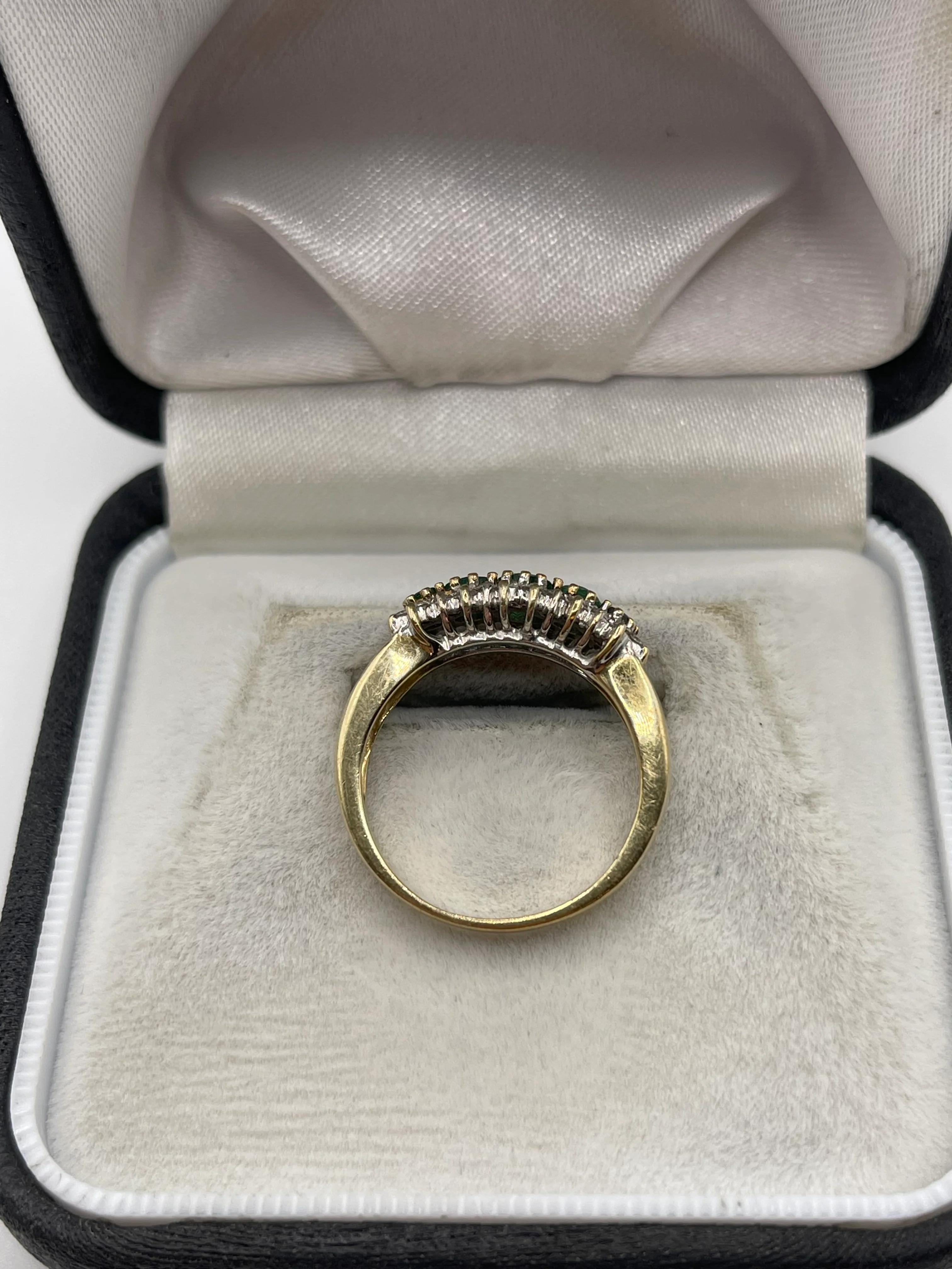 9ct gold emerald and diamond ring - Image 3