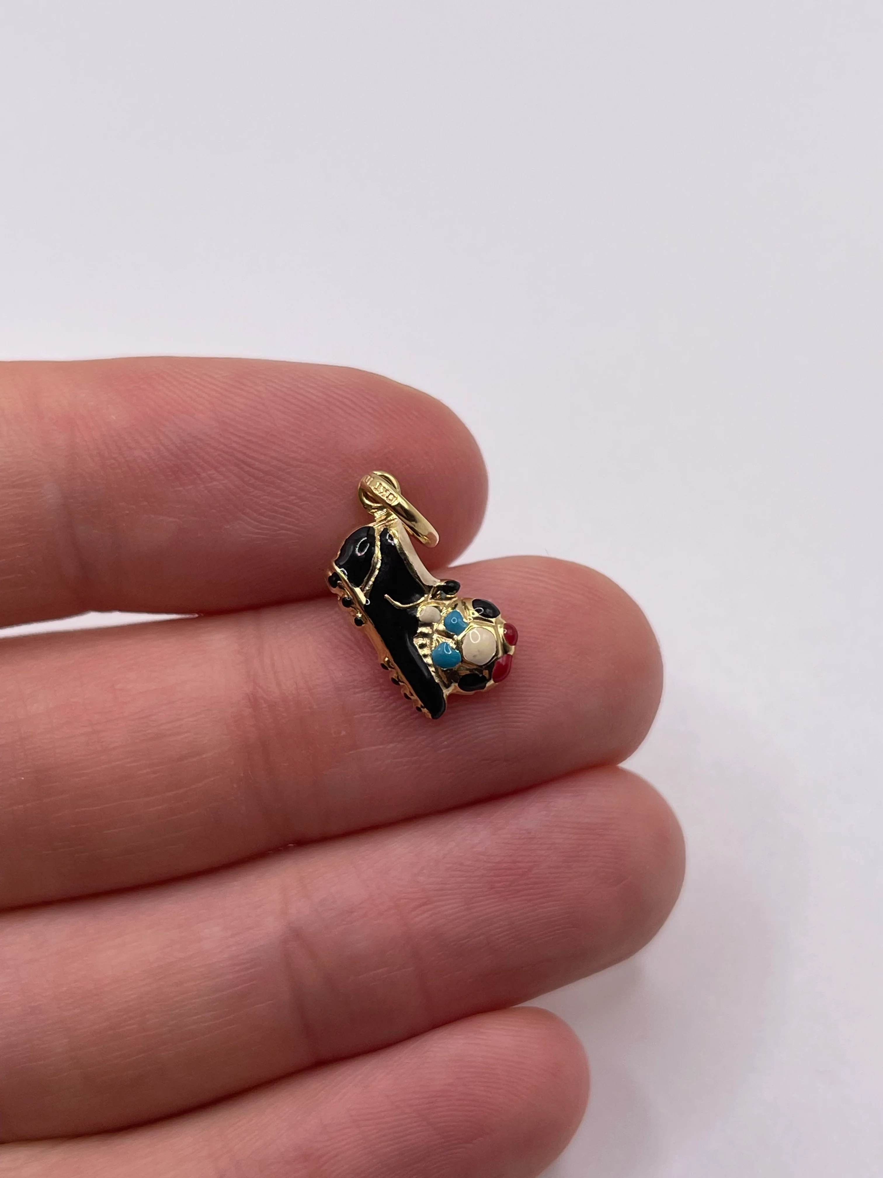 9ct gold enamelled football charm