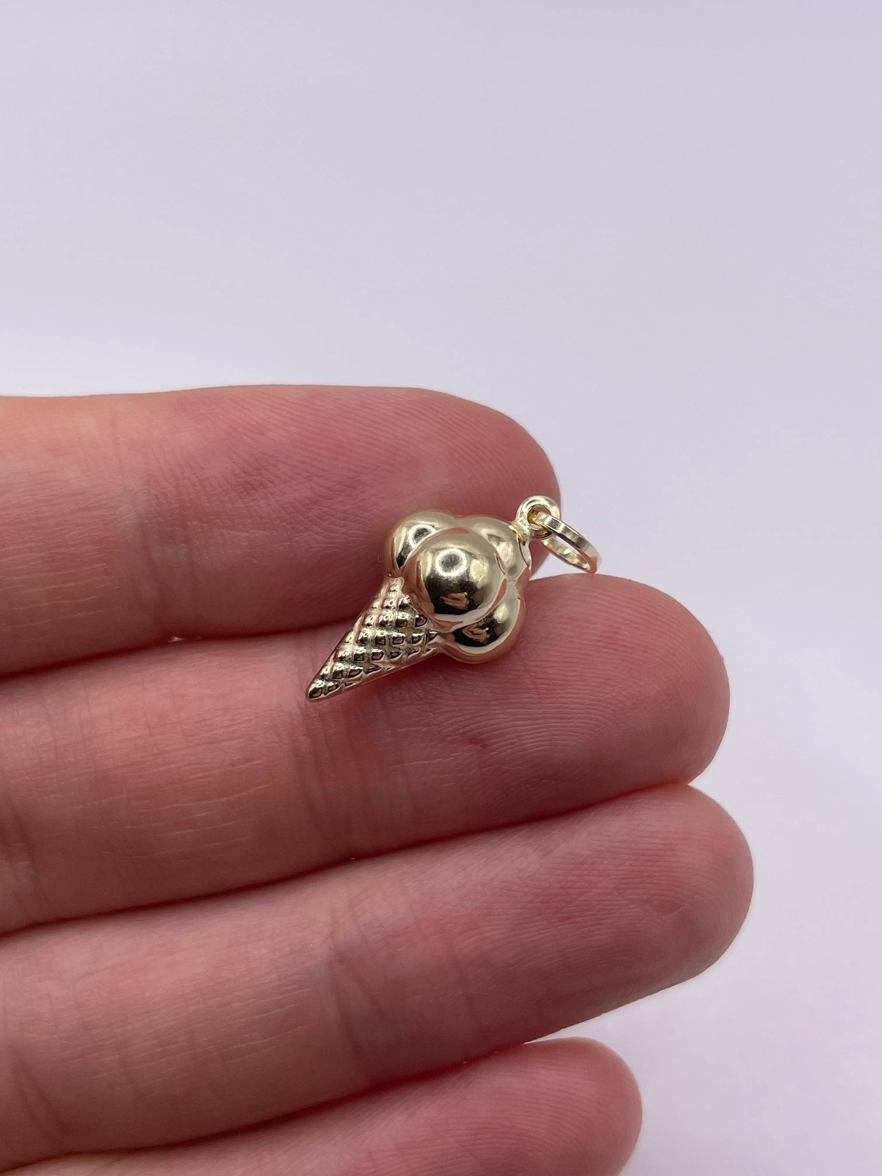 9ct gold ice cream charm