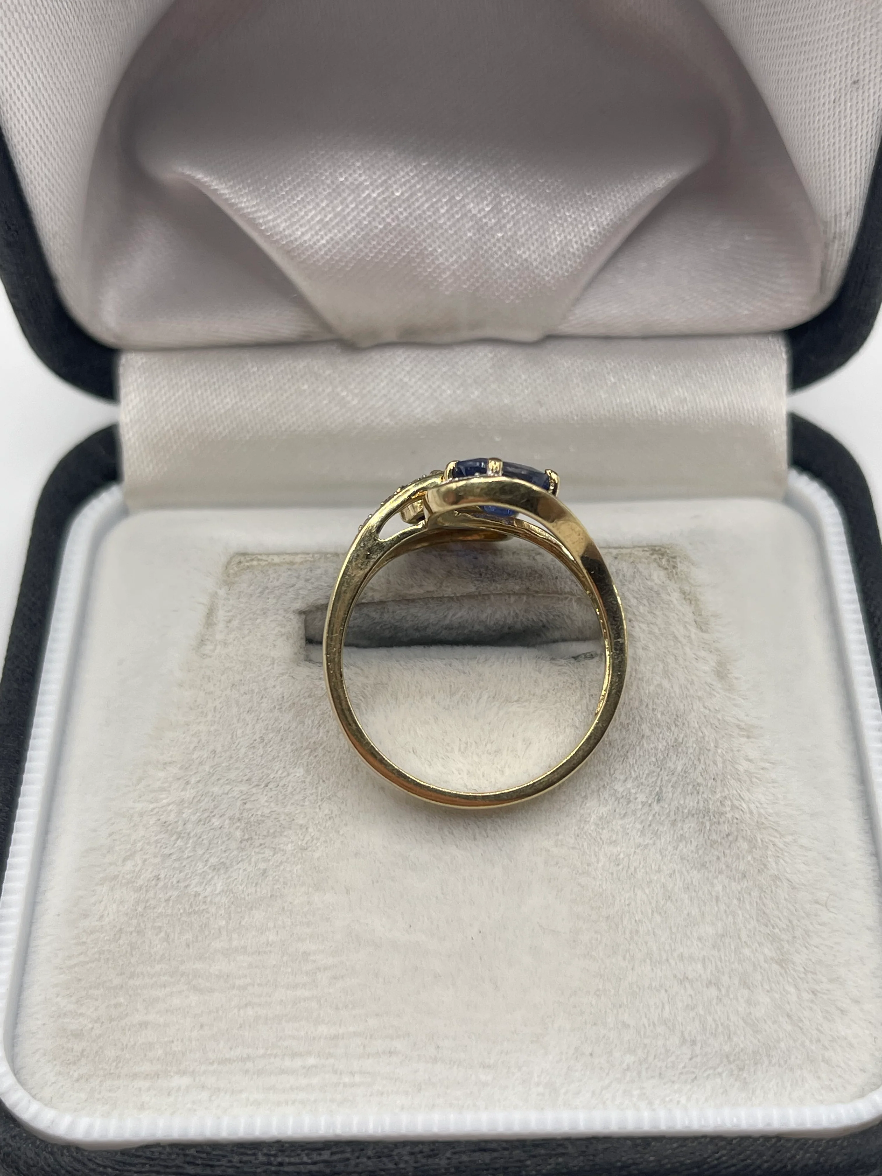 9ct gold kyanite and diamond ring - Image 3