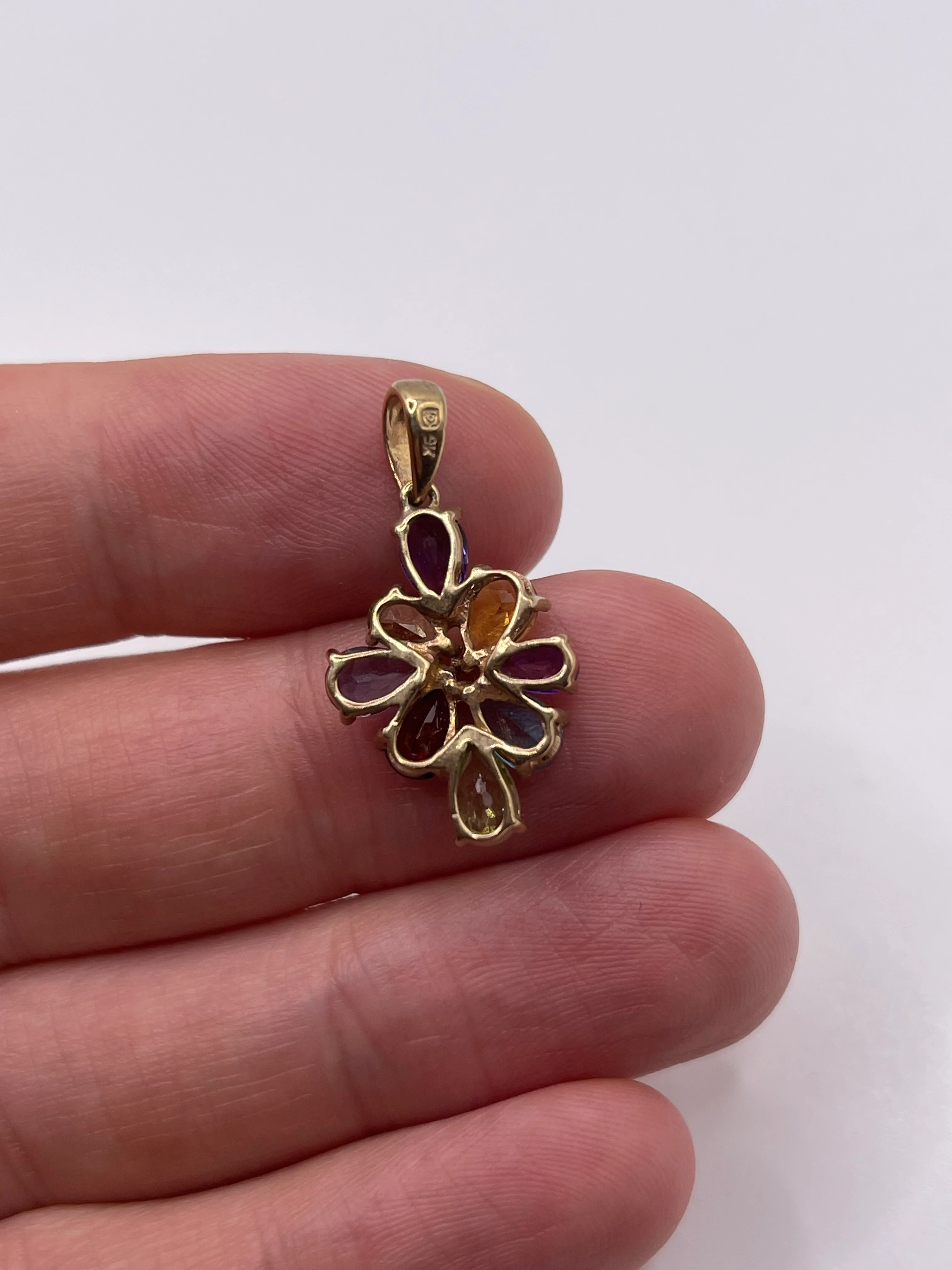 9ct gold multi-gem pendant - Image 2