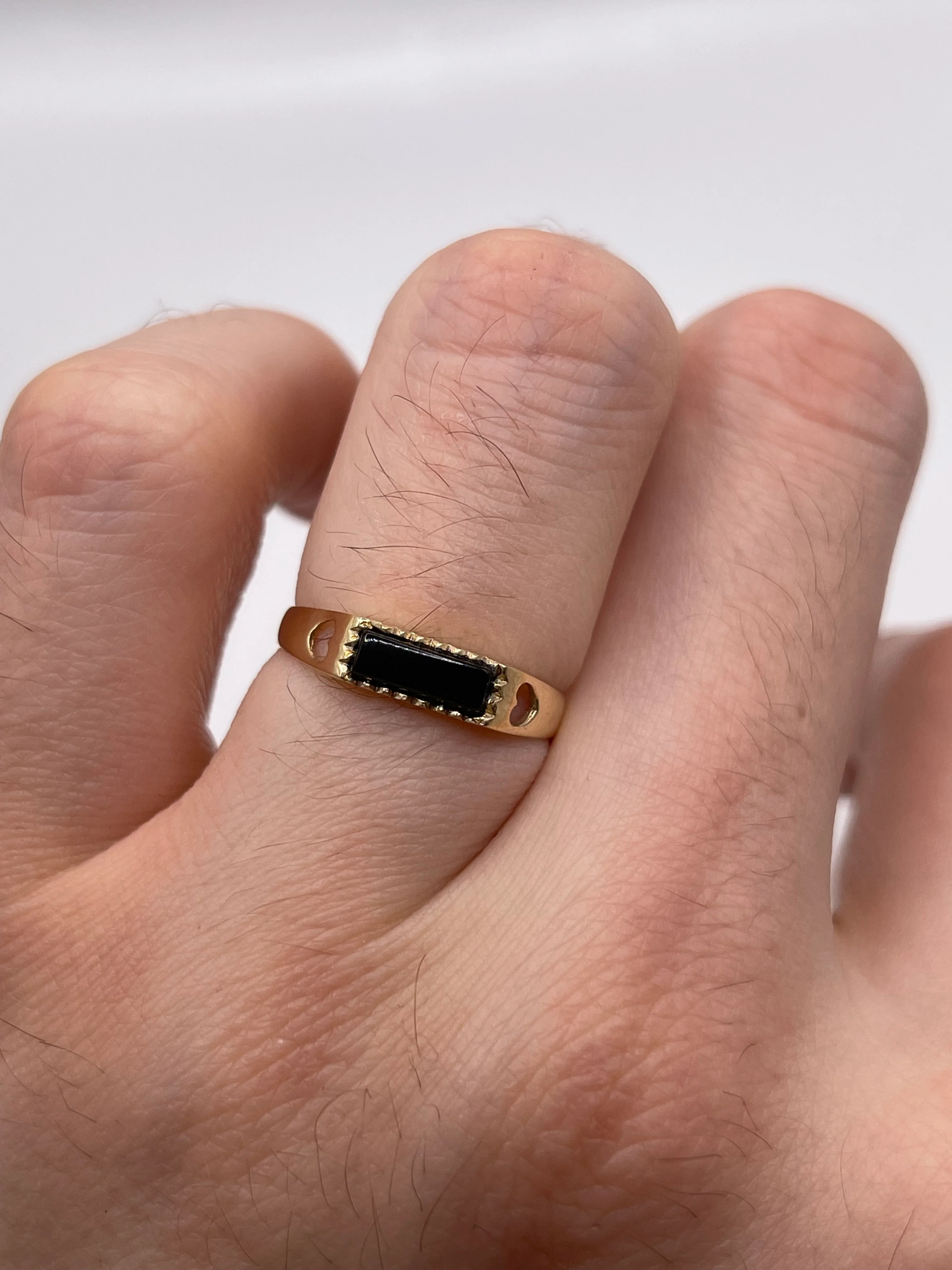 9ct gold onyx ring - Image 4