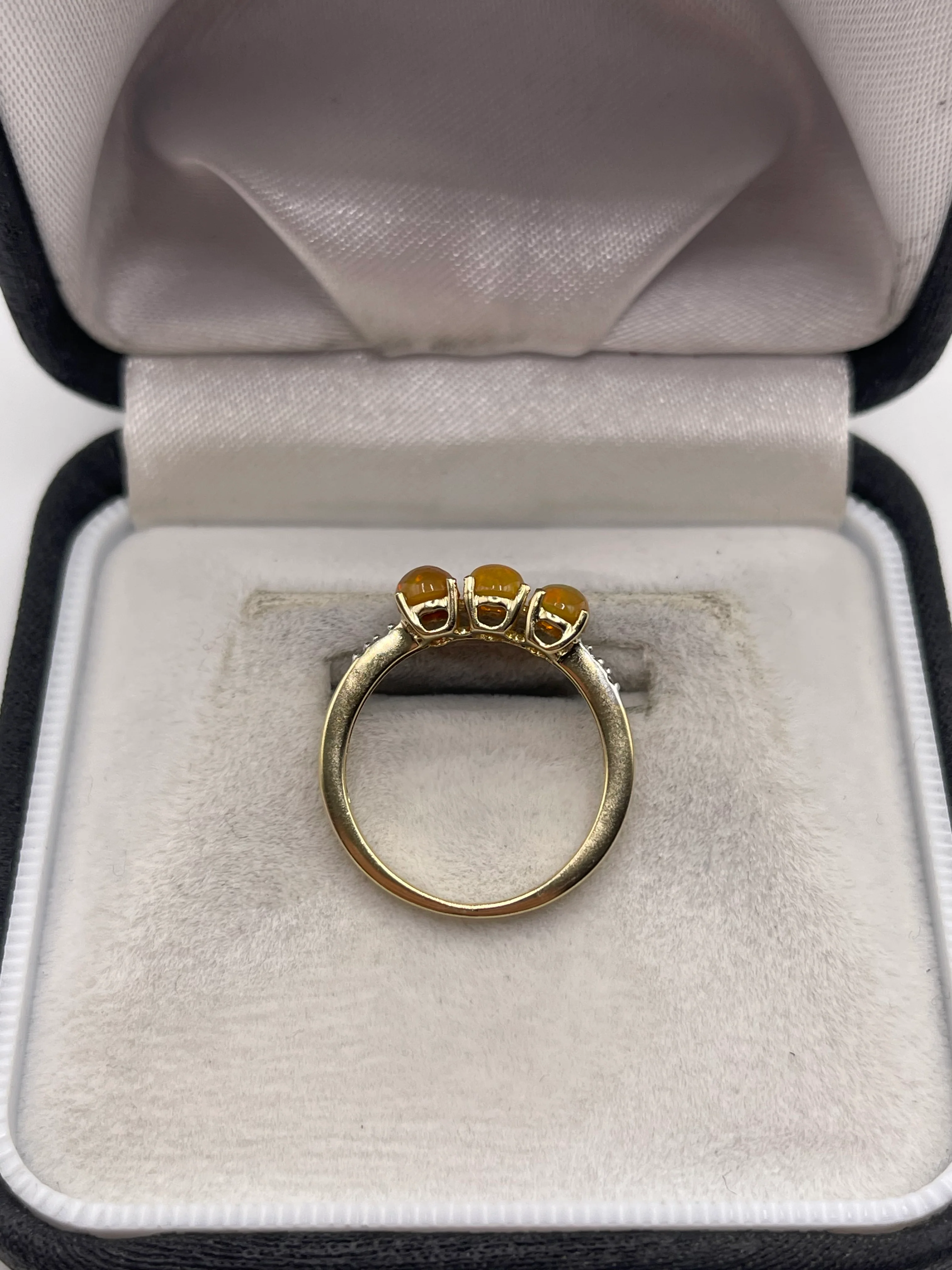9ct gold opal and diamond ring - Image 3