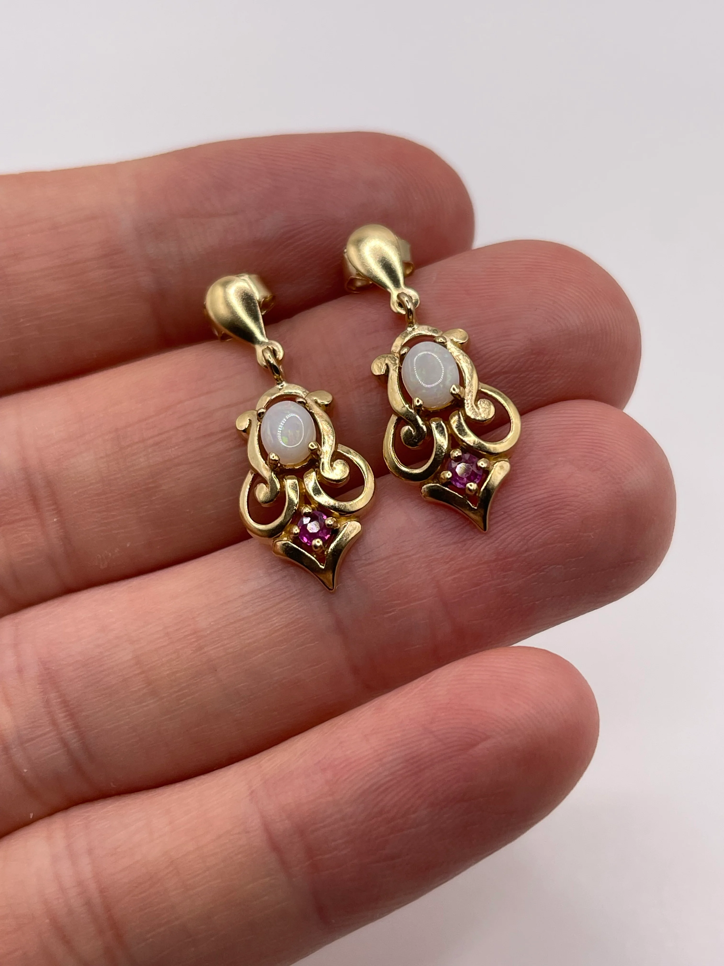 9ct gold opal and ruby earrings - Image 2
