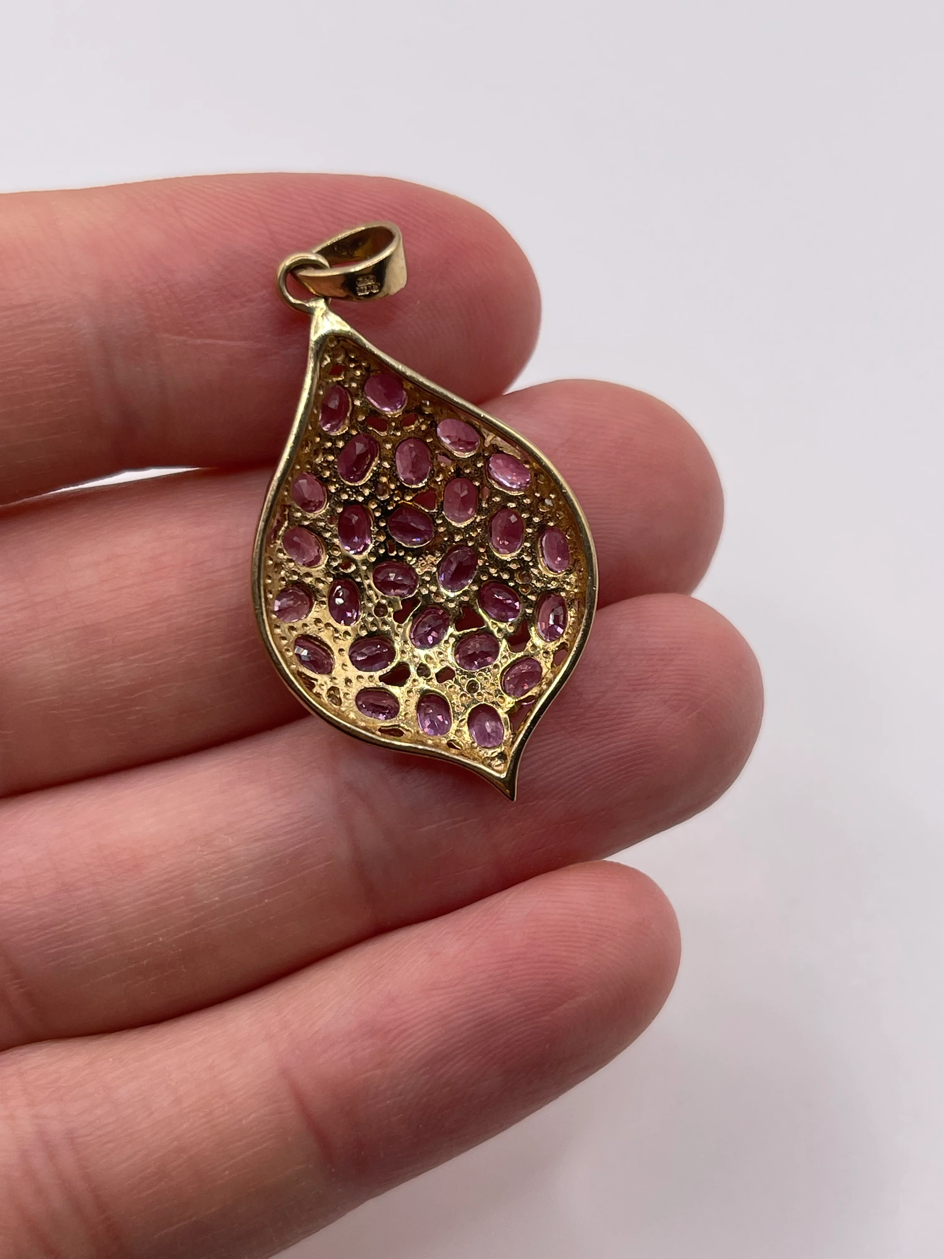 9ct gold pink sapphire and diamond pendant - Image 2