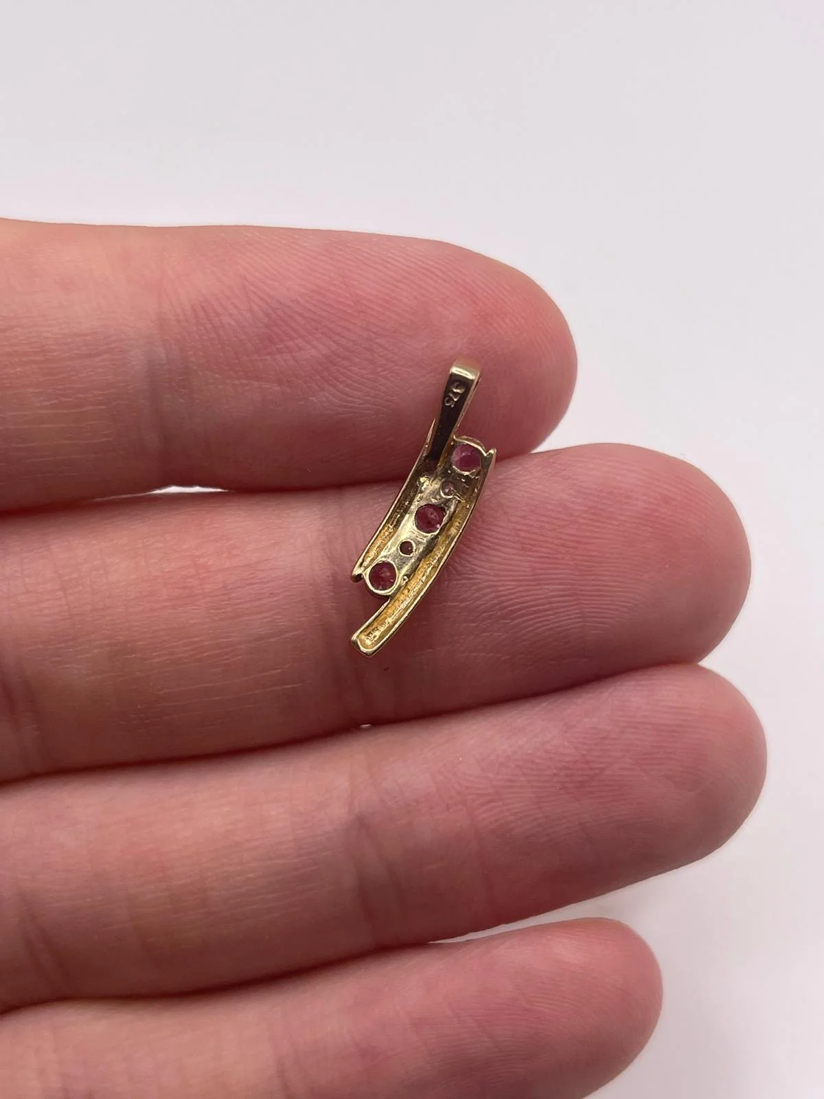 9ct gold pink topaz and diamond pendant - Image 2