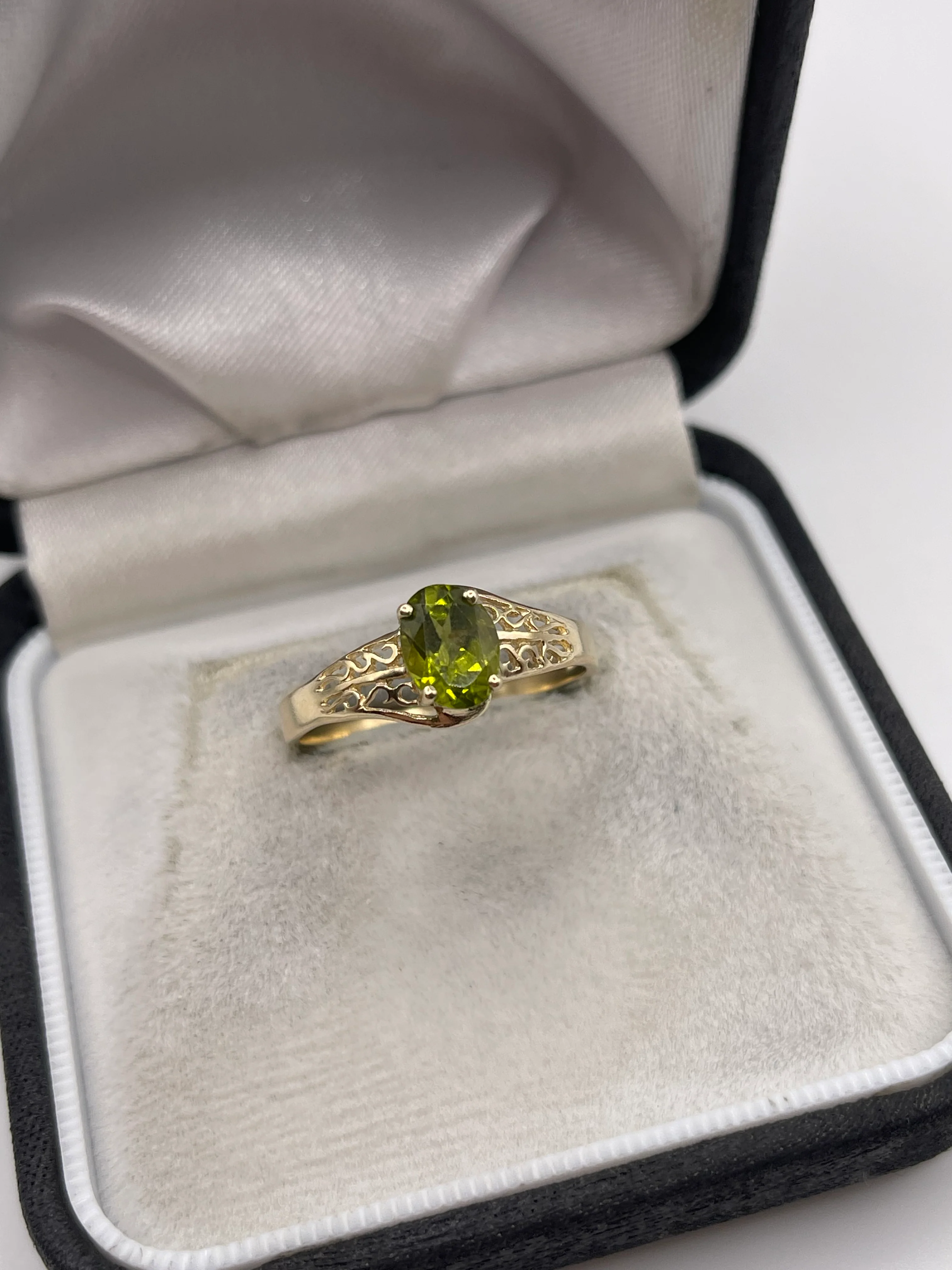9ct gold quartz ring - Image 2