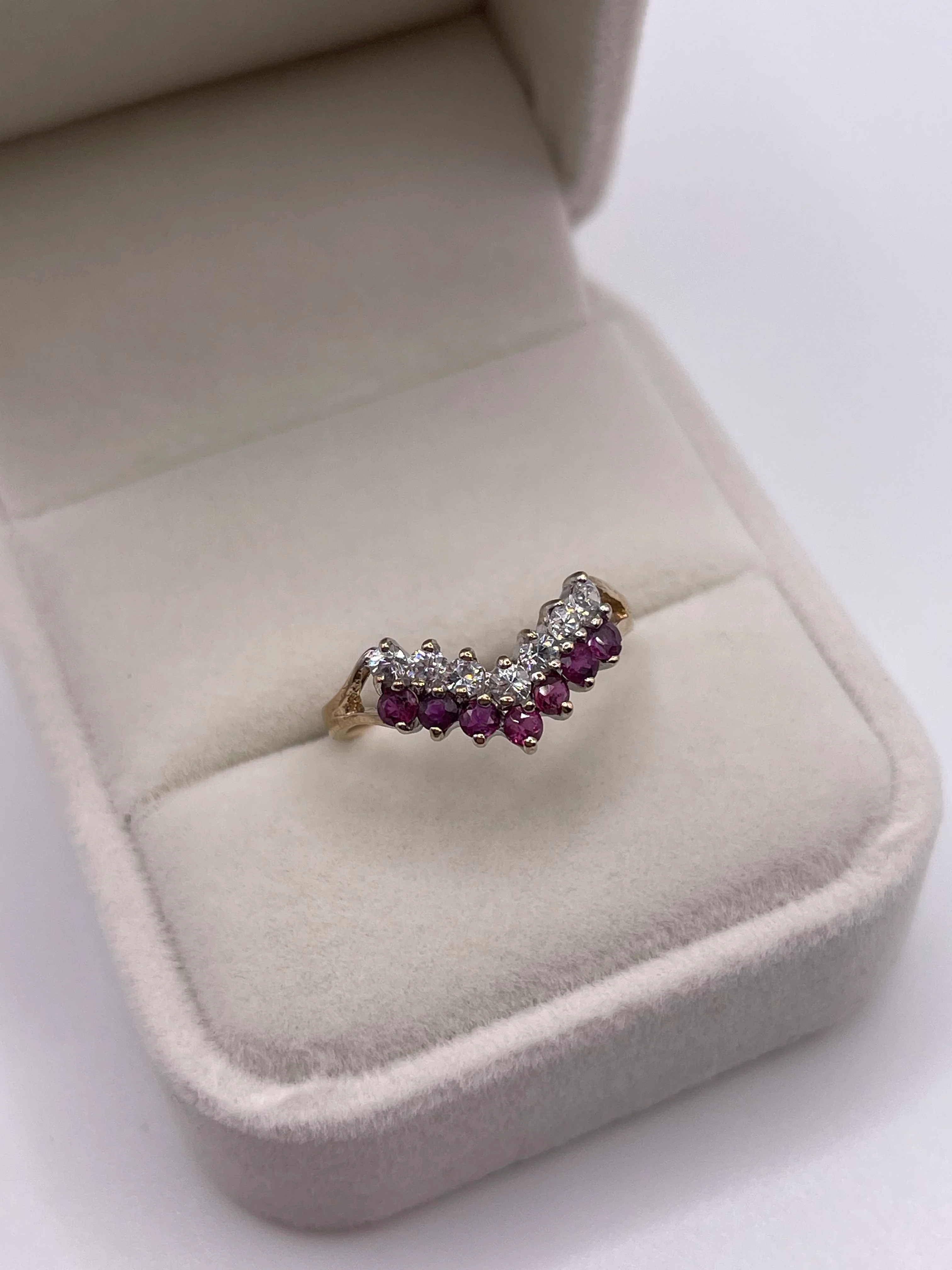 9ct gold ruby and cz wishbone ring - Image 2