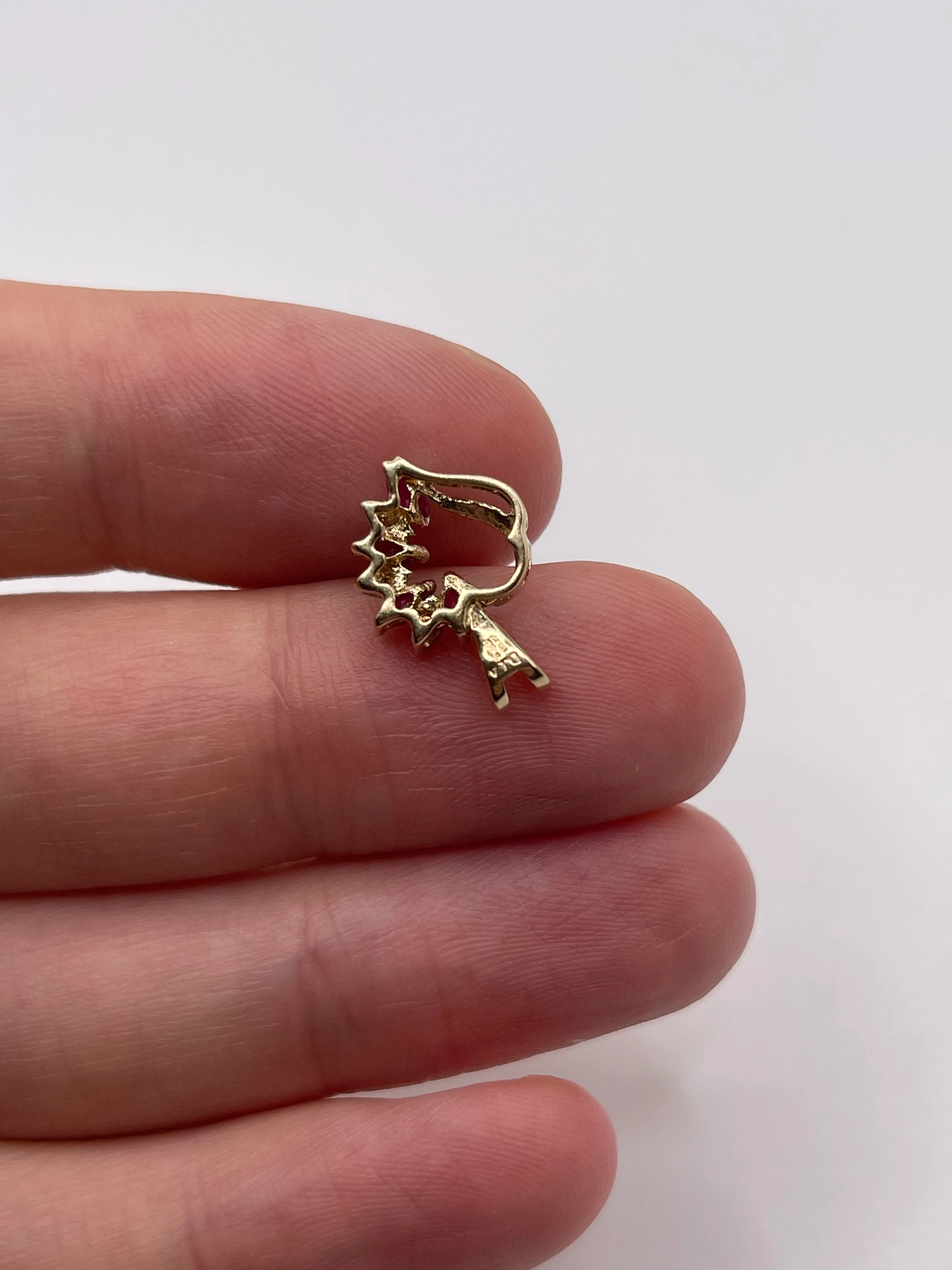 9ct gold ruby and diamond pendant - Image 2