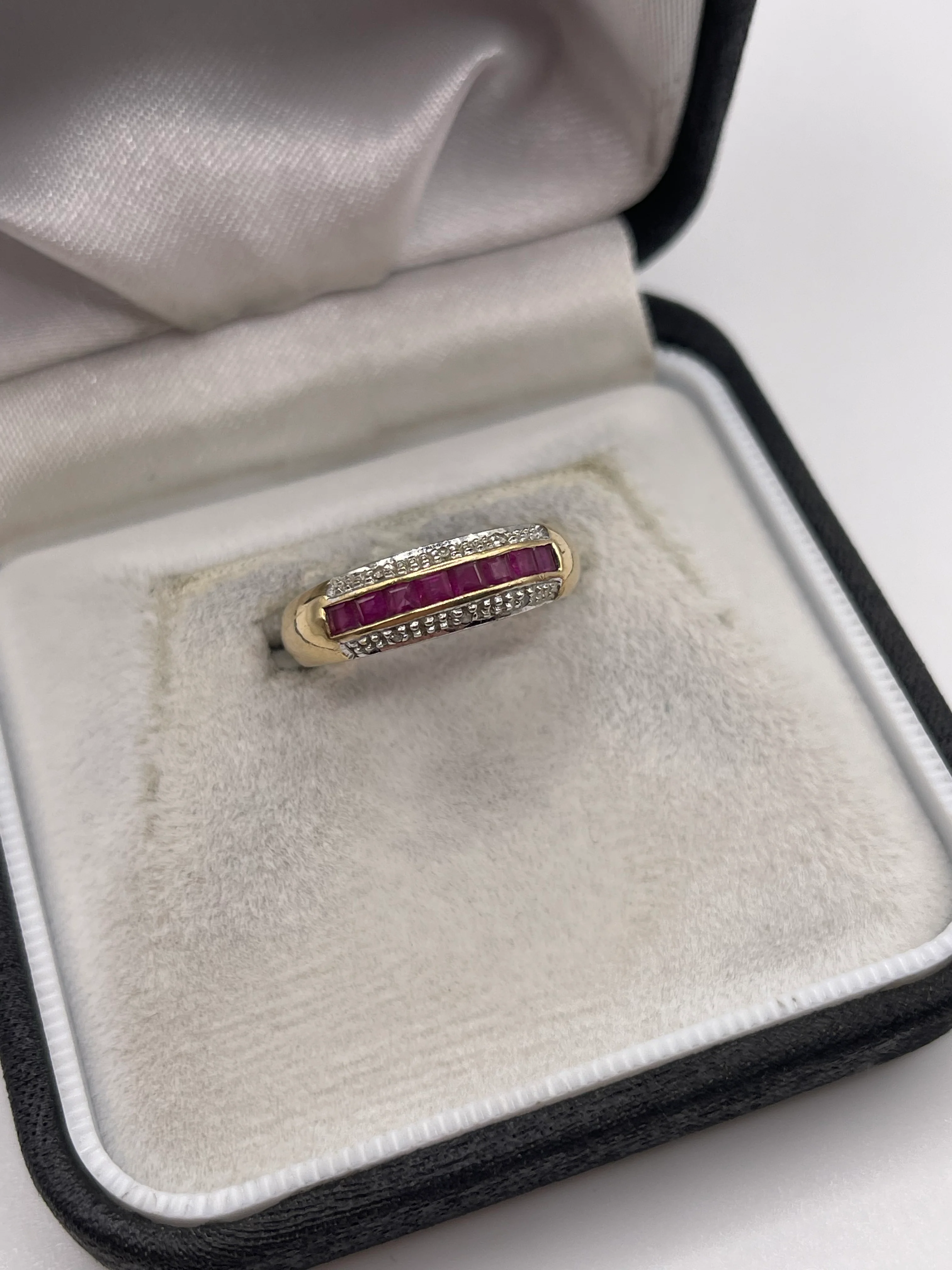 9ct gold ruby and diamond ring - Image 2