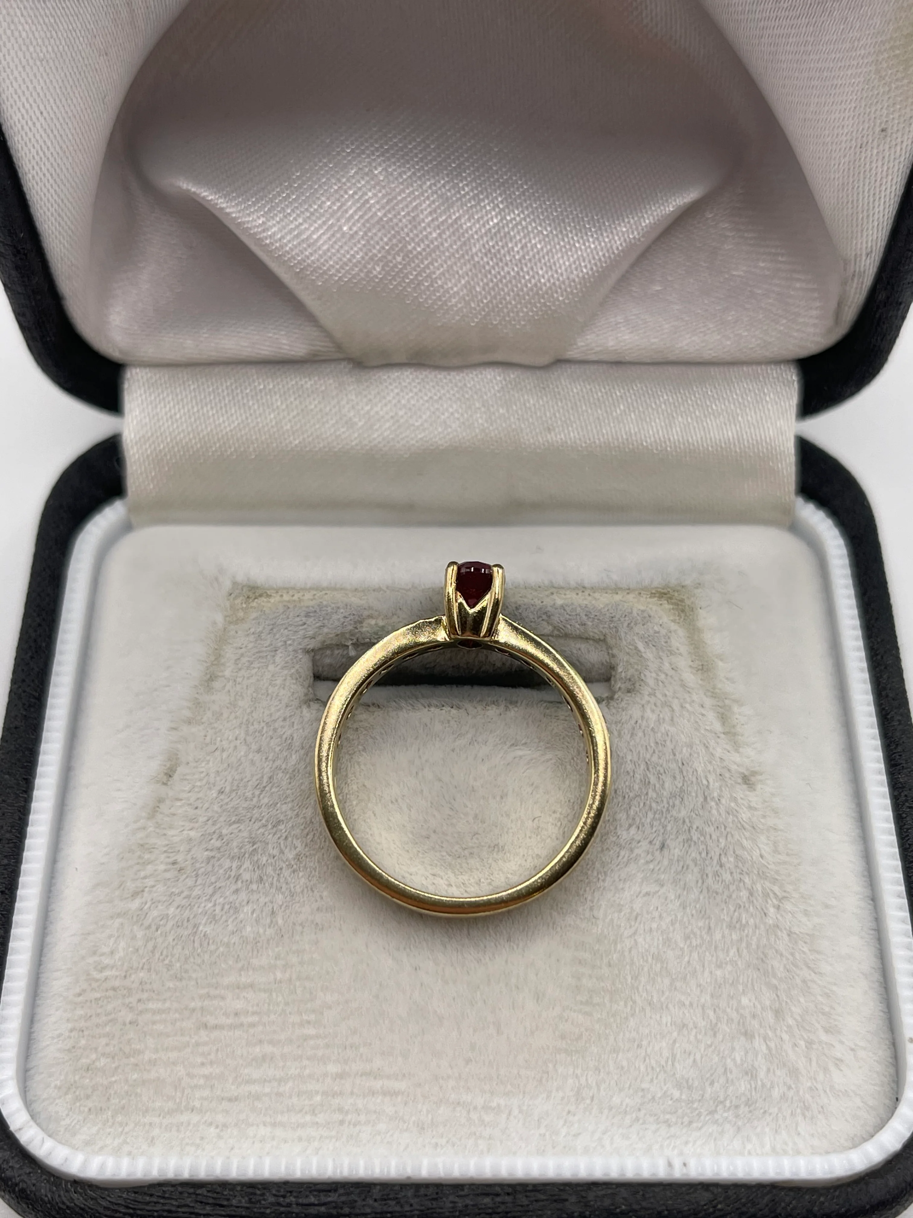 9ct gold ruby and zircon ring - Image 3