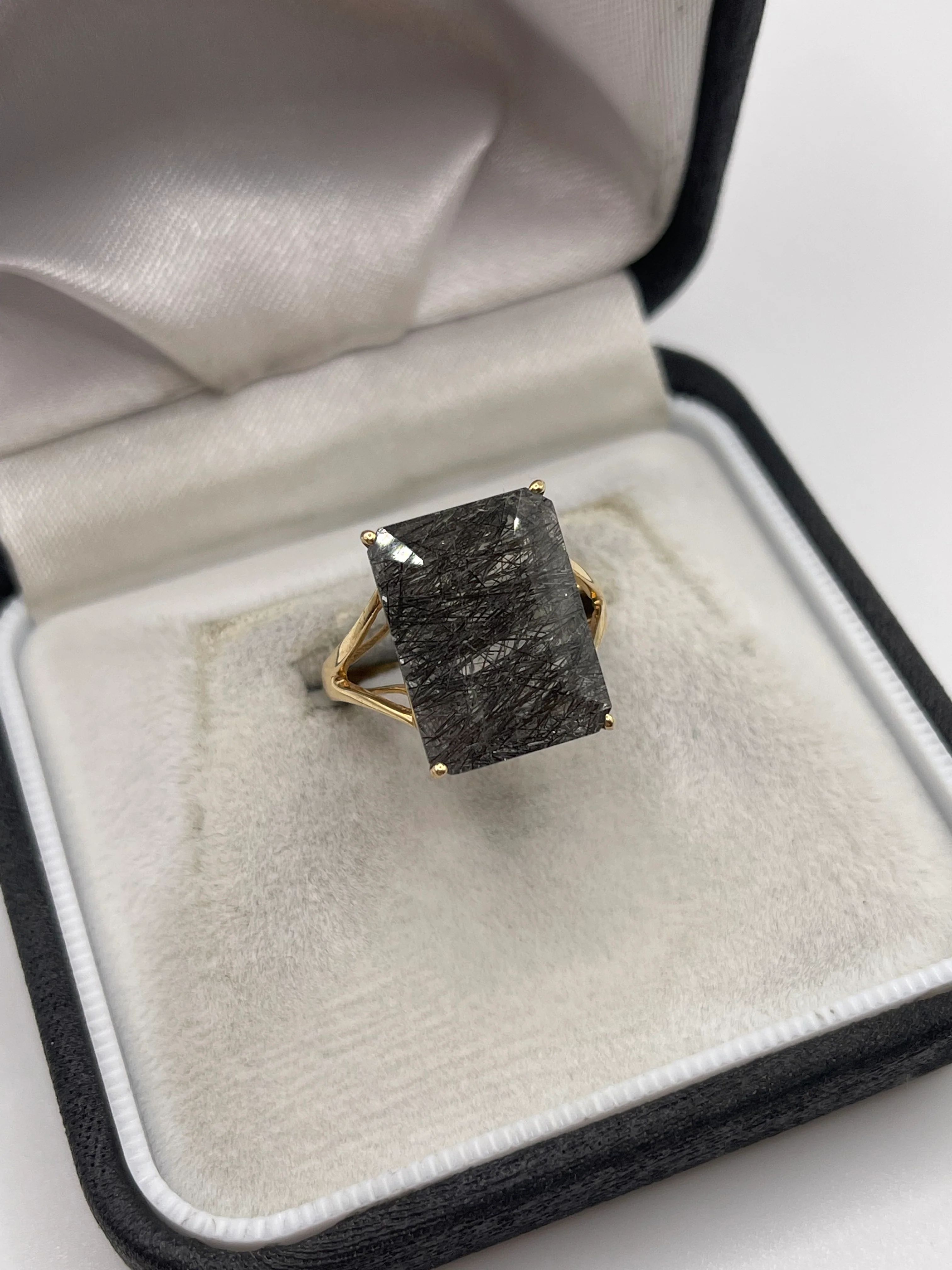 9ct gold rutile quartz ring - Image 2