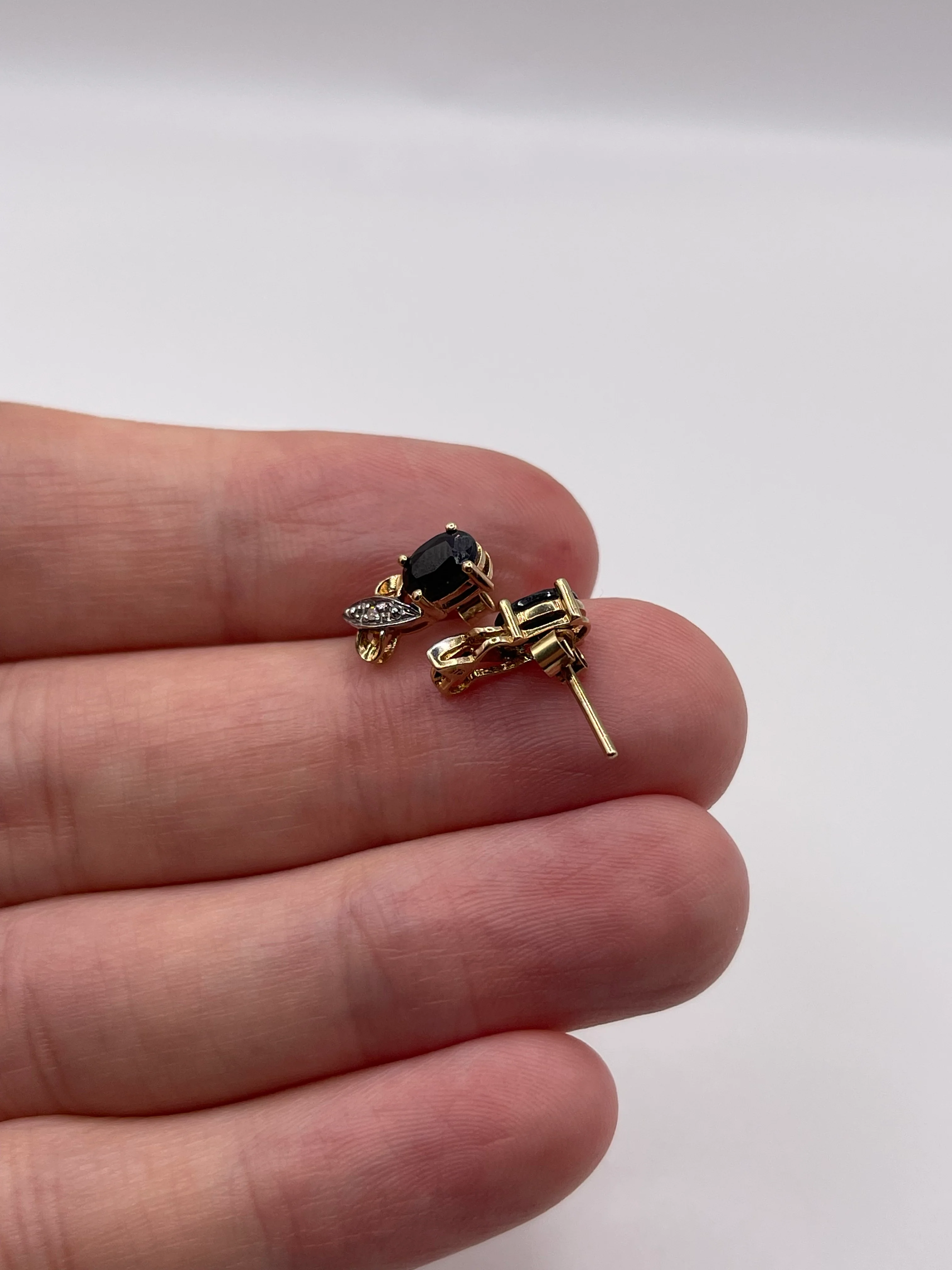 9ct gold sapphire and diamond earrings - Image 3