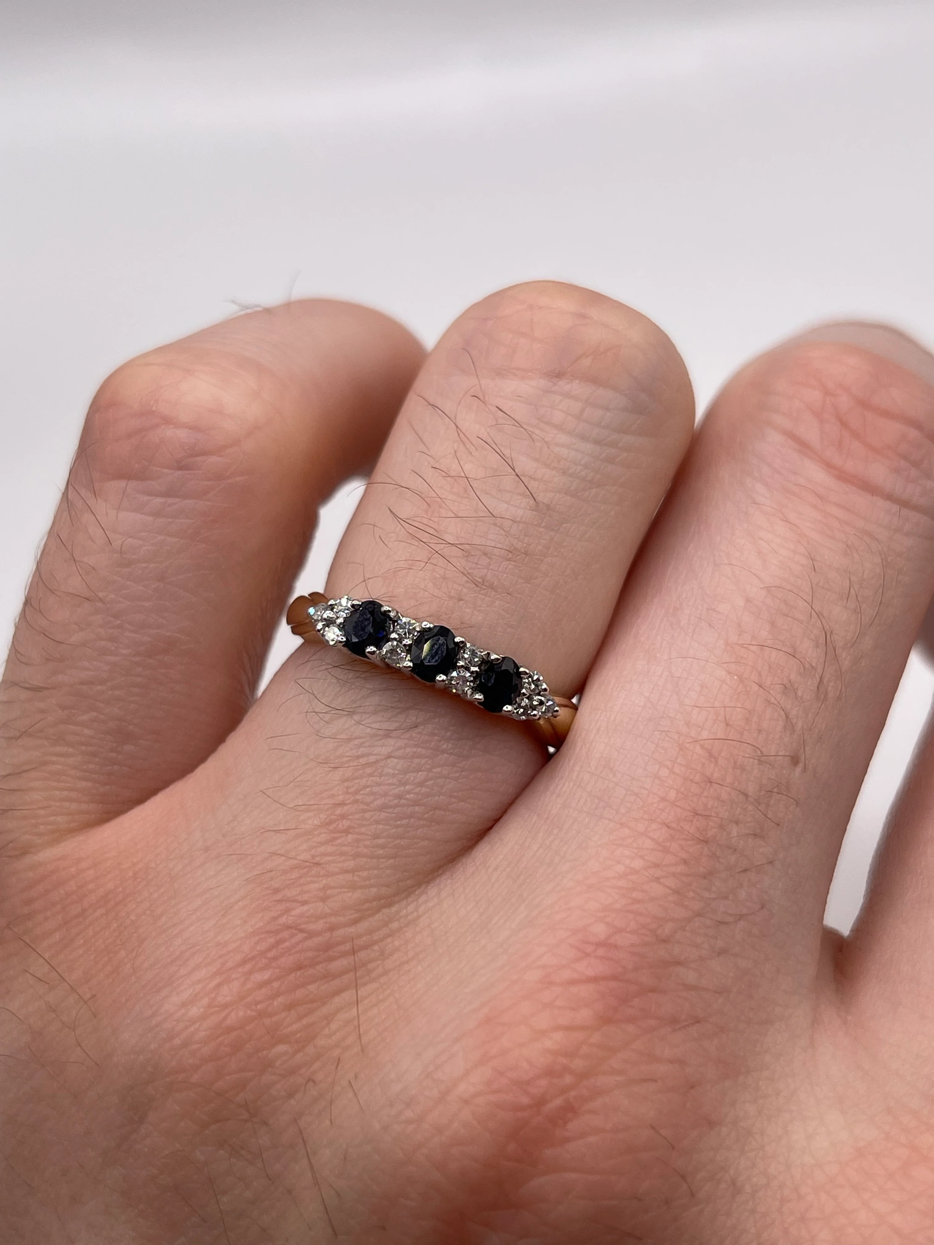 9ct gold sapphire and diamond ring - Image 4