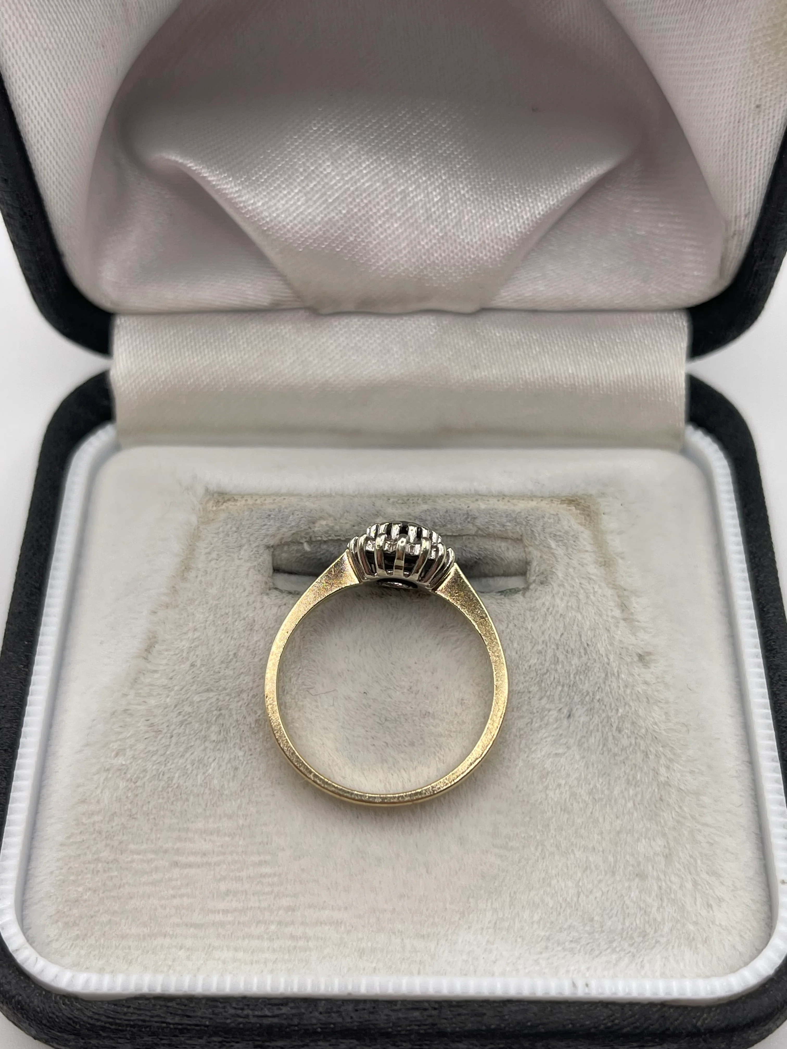 9ct gold sapphire and diamond ring - Image 3