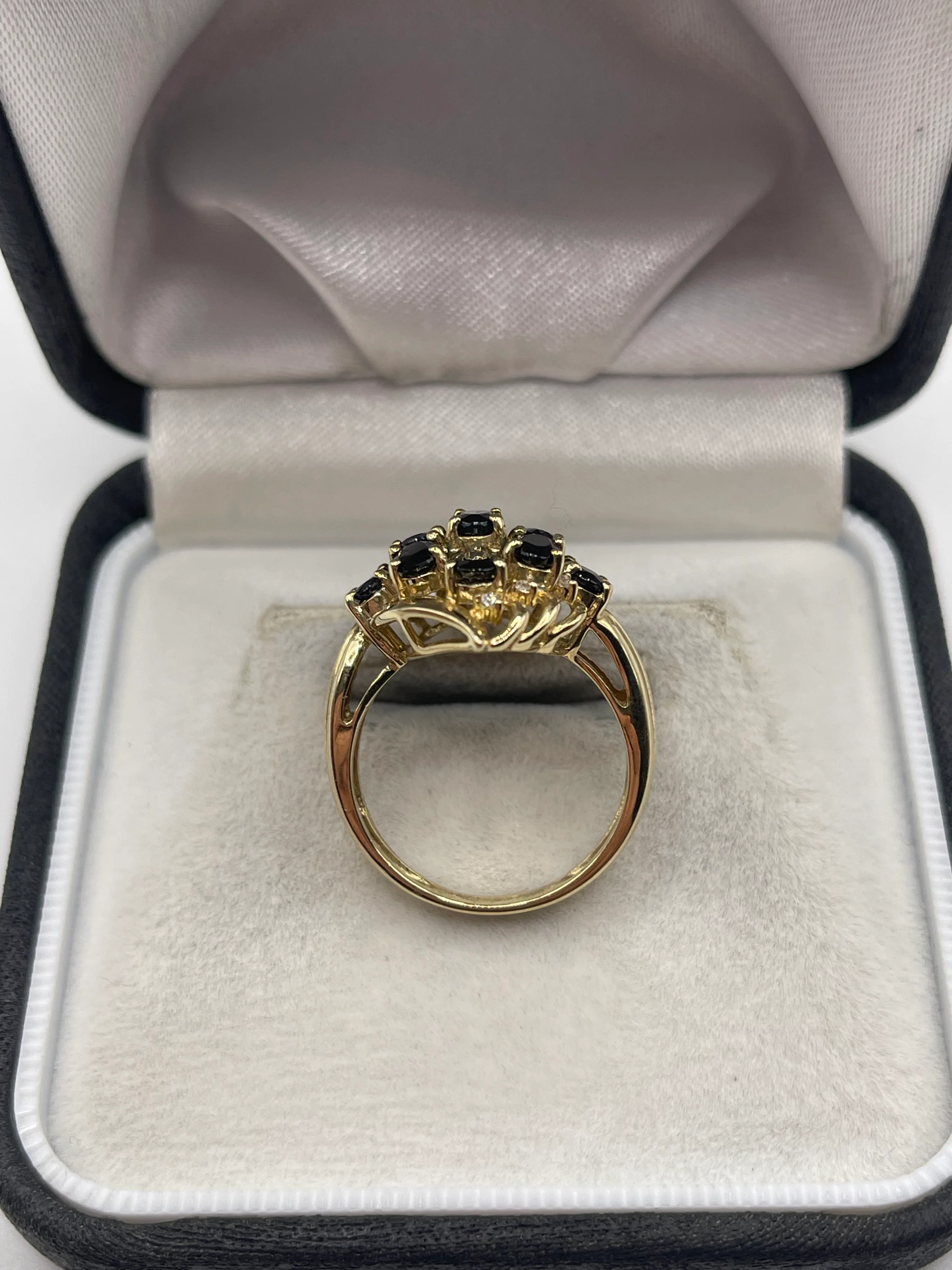 9ct gold sapphire and diamond ring - Image 3