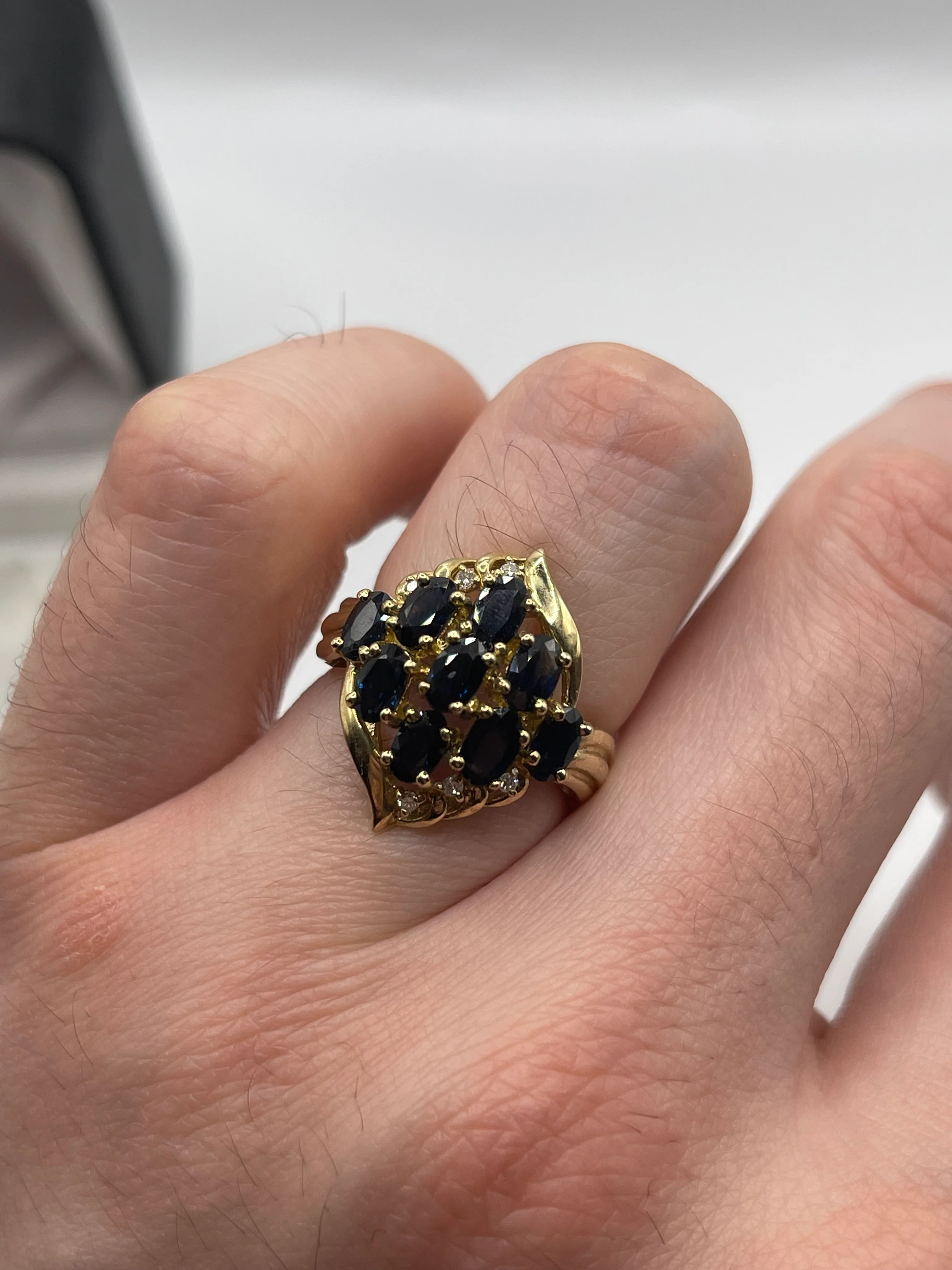 9ct gold sapphire and diamond ring - Image 4