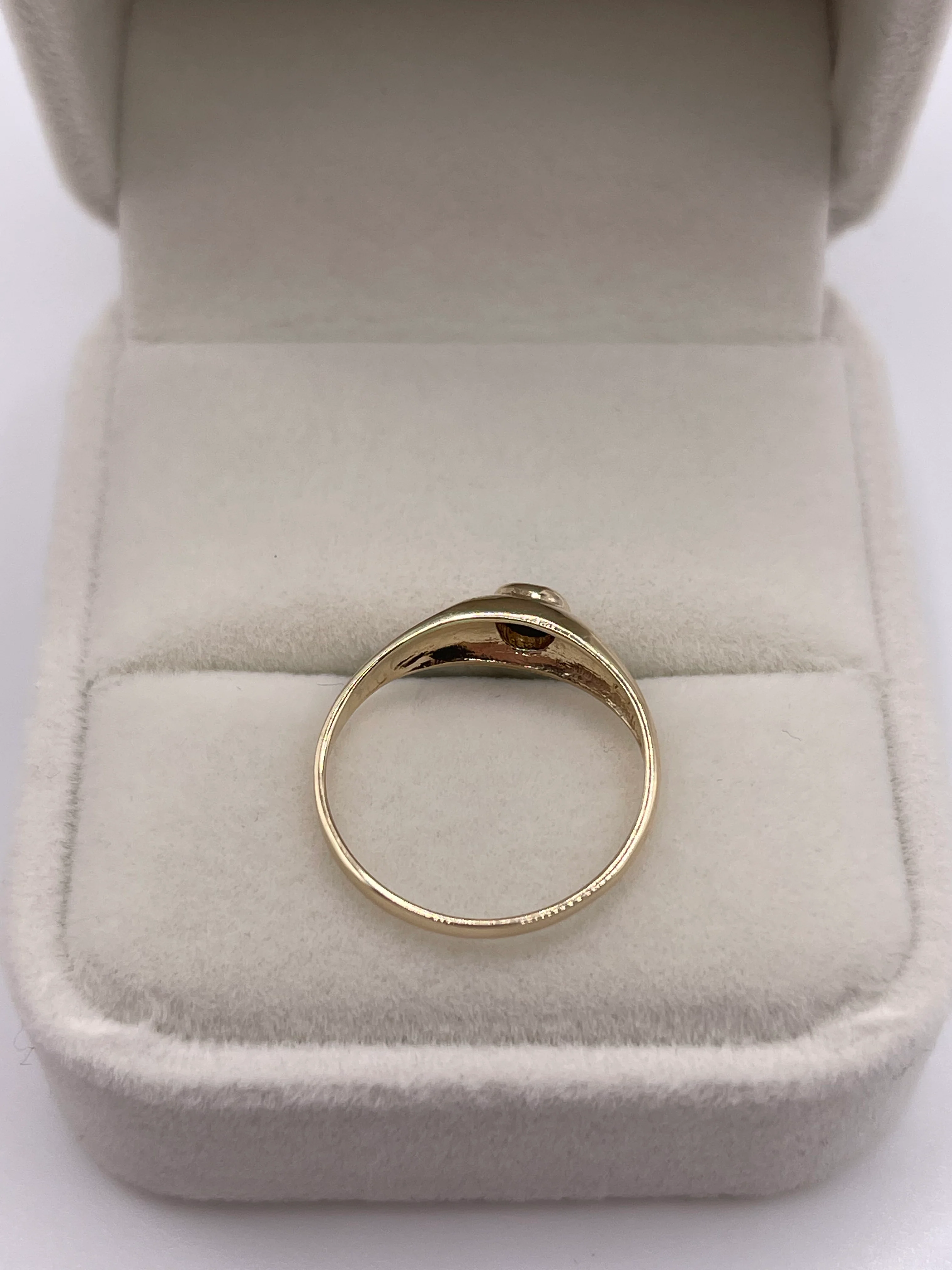 9ct gold sapphire gypsy ring - Image 3