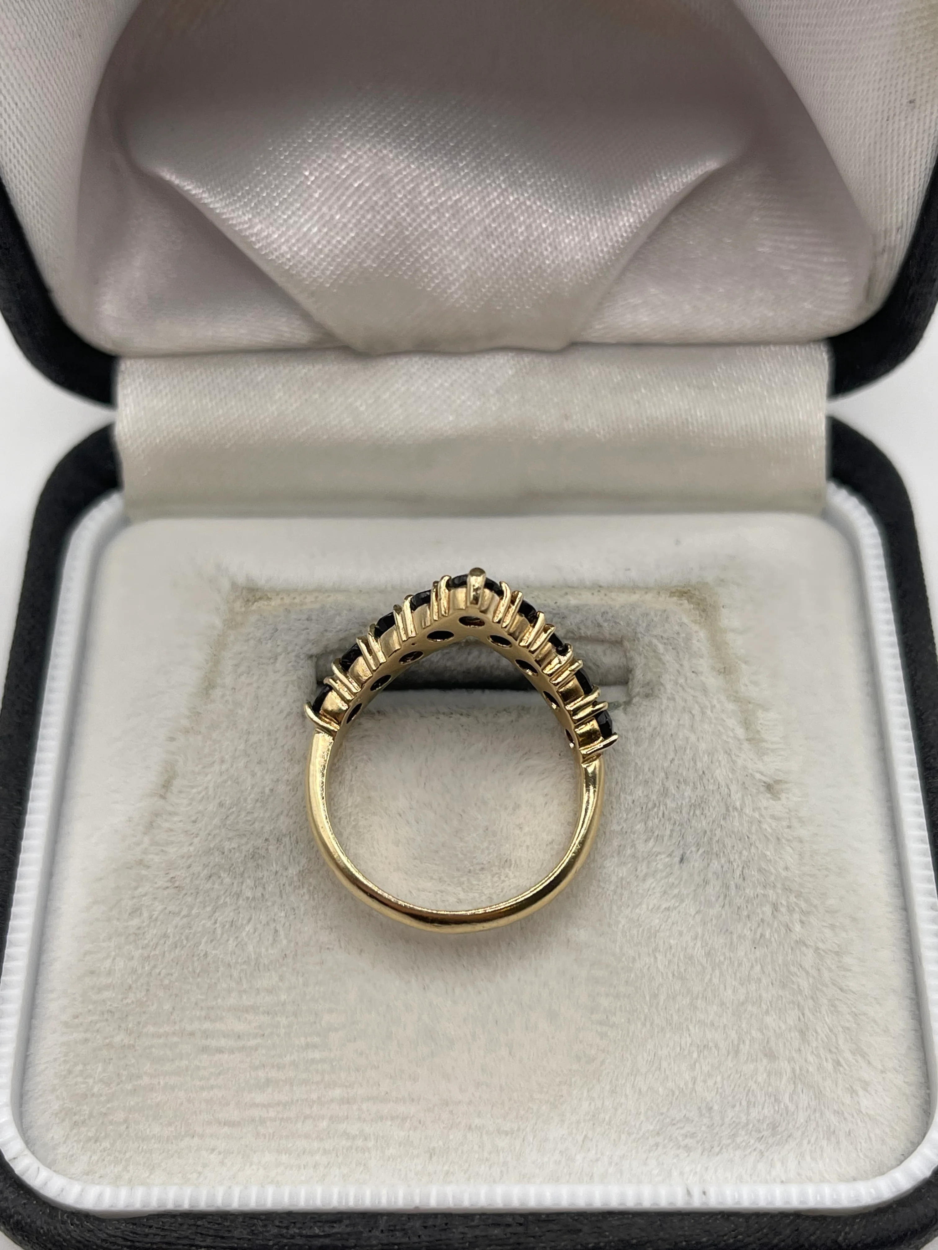 9ct gold sapphire wishbone ring - Image 3