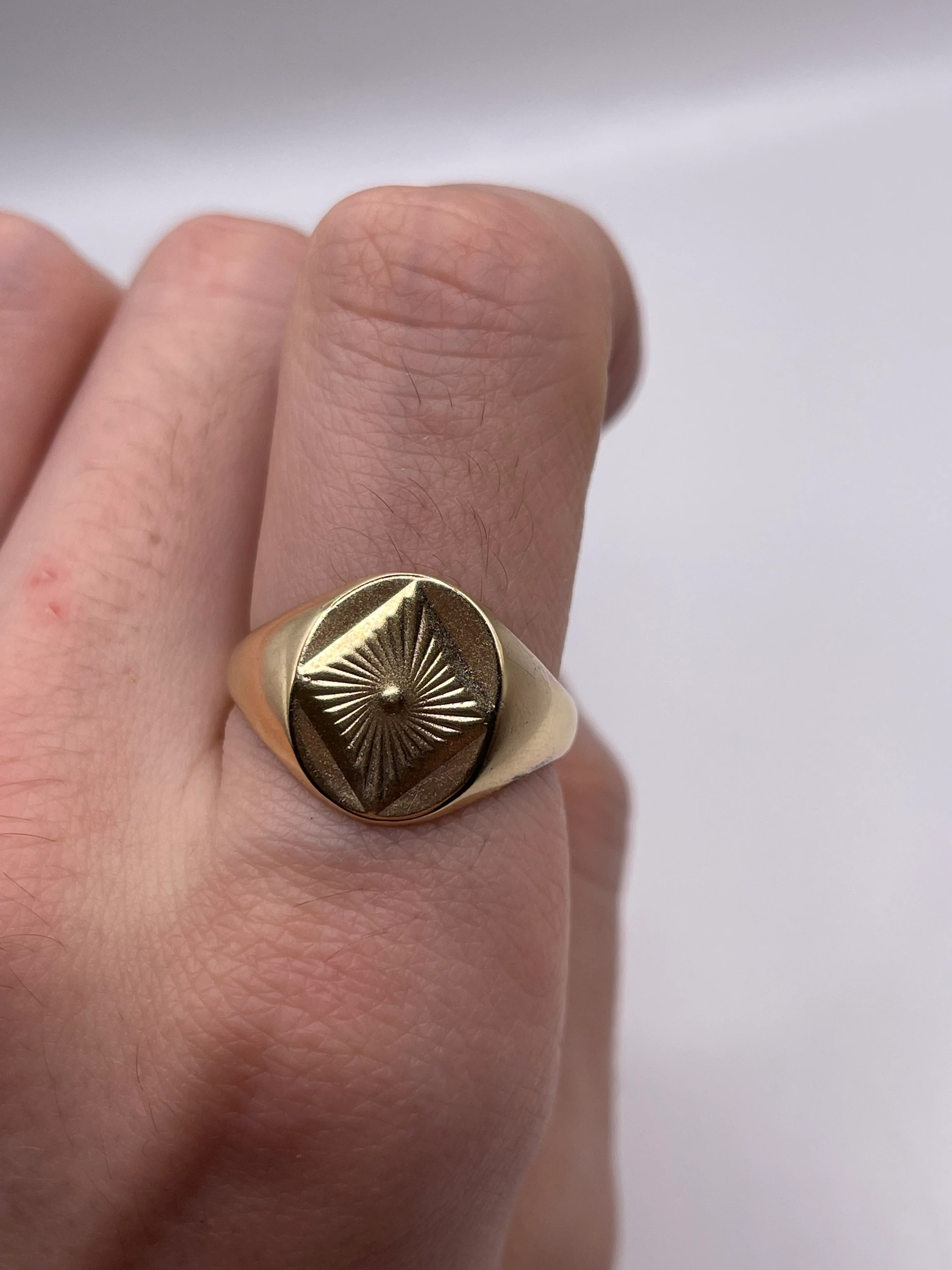 9ct gold signet ring - Image 4