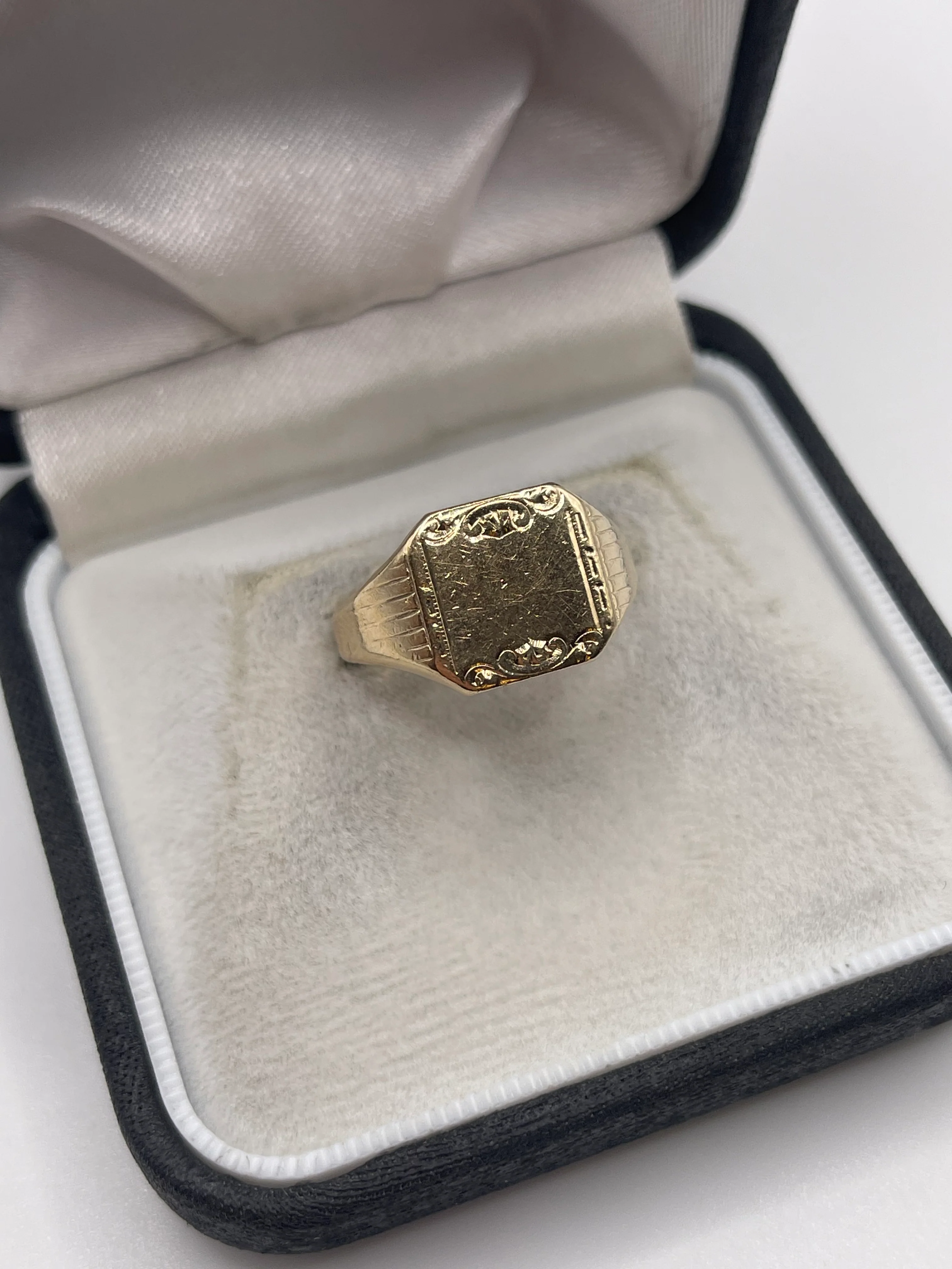 9ct gold signet ring - Image 2