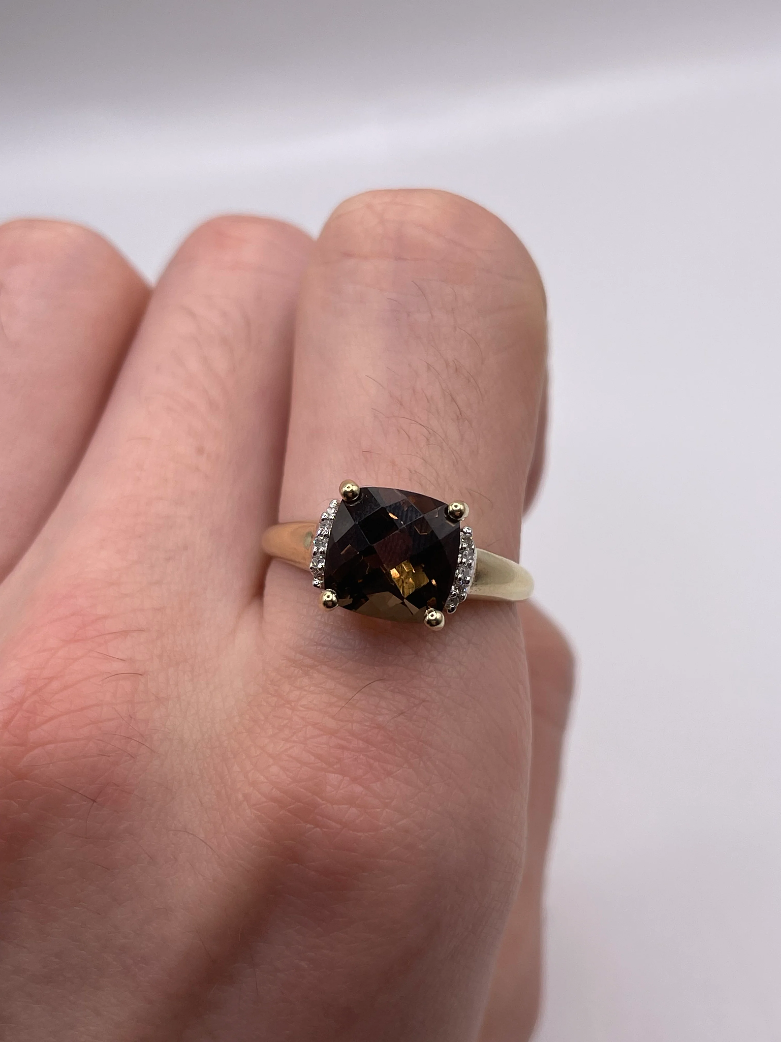 9ct gold Smokey quartz and diamond ring - Image 4
