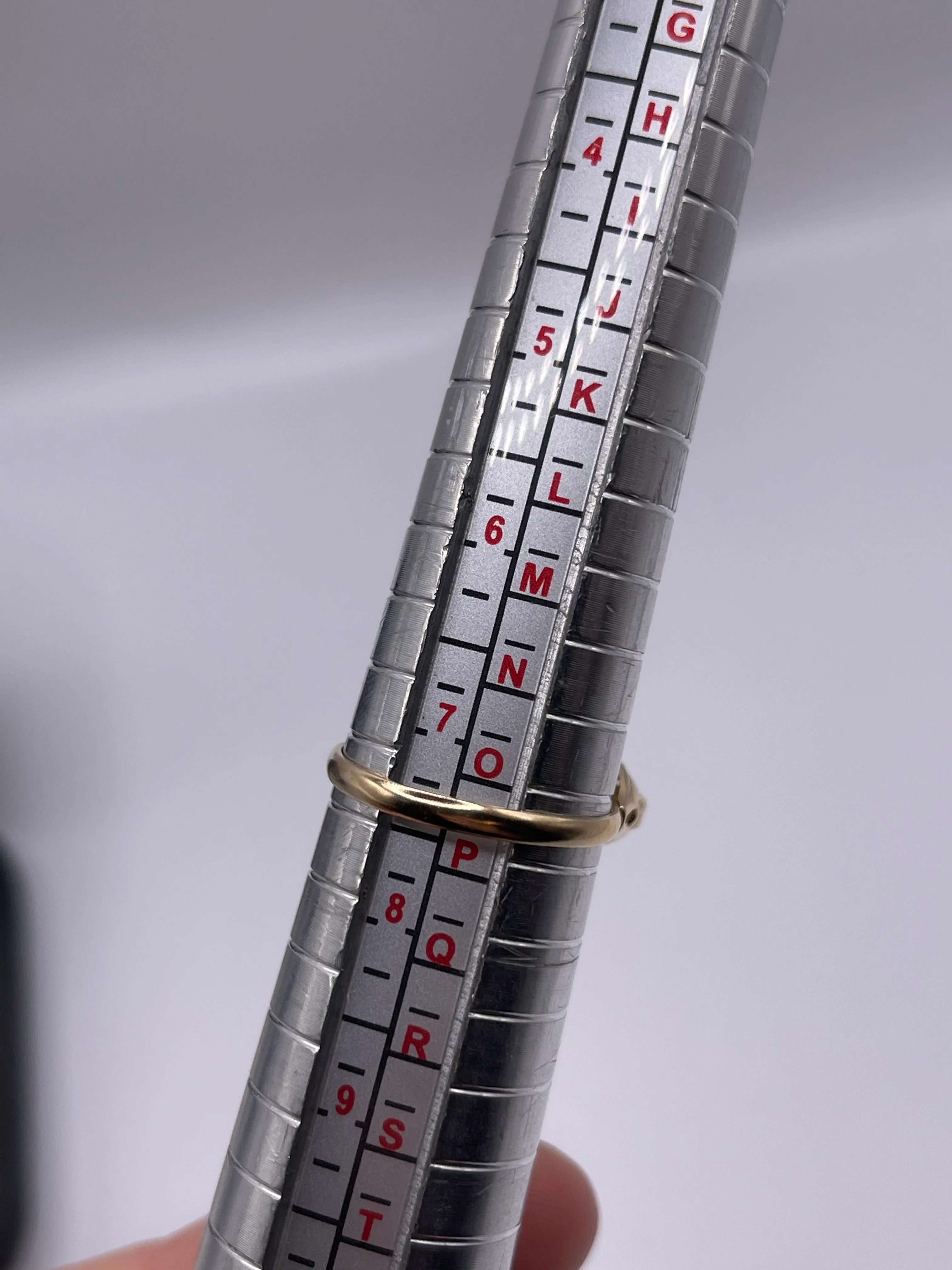 9ct gold synthetic spinel ring - Image 5