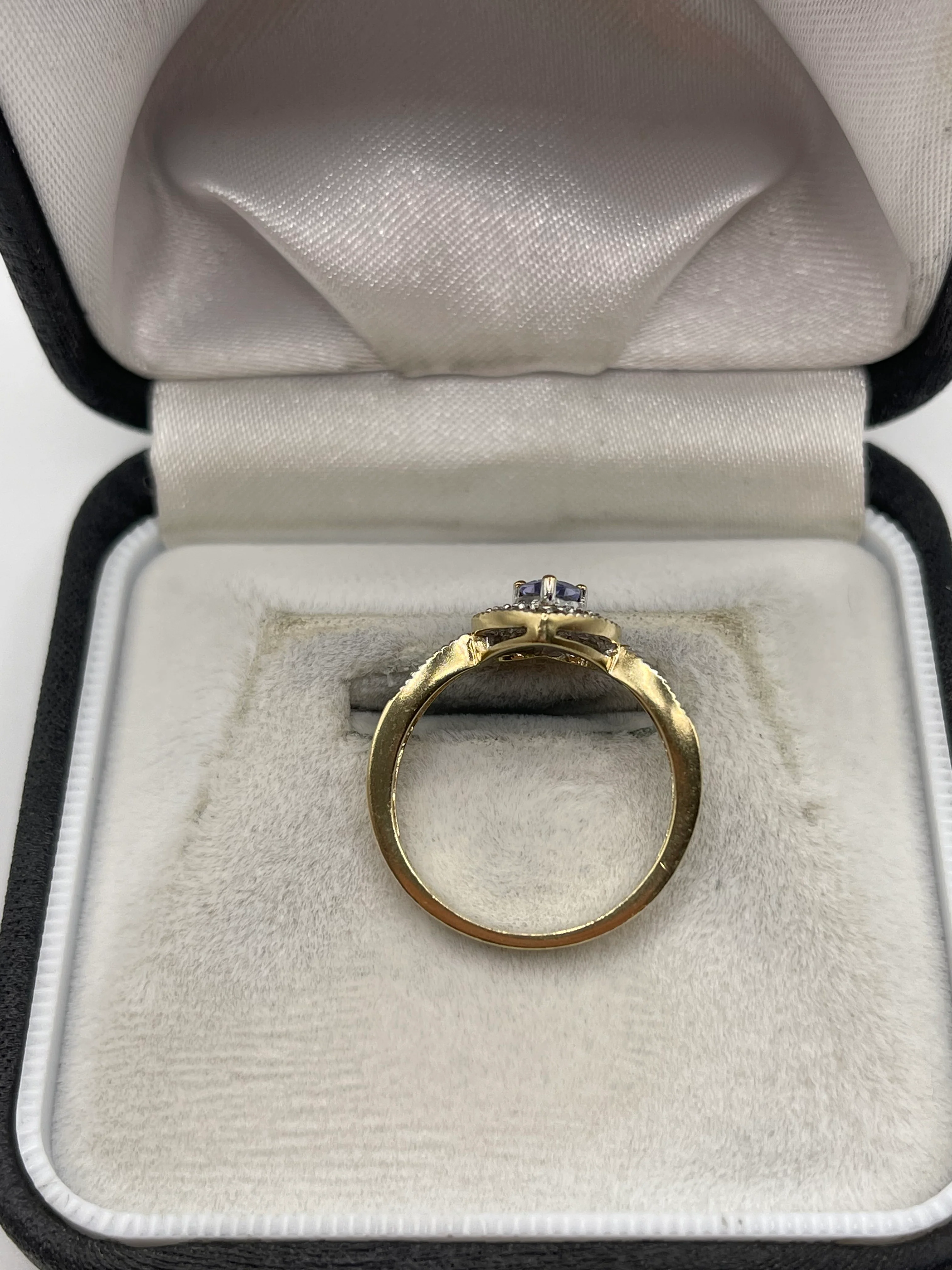 9ct gold tanzanite and diamond ring - Image 3