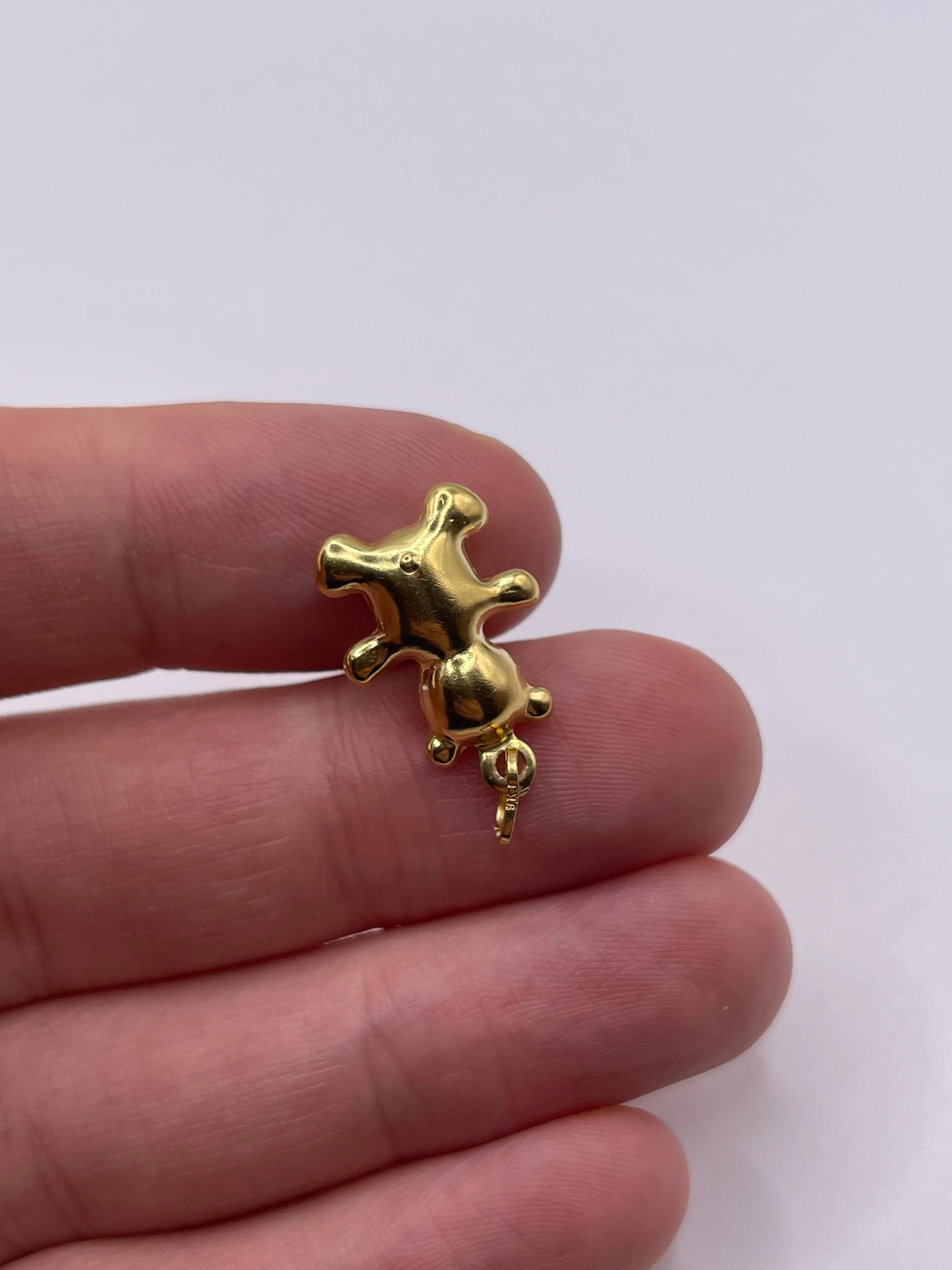 9ct gold teddy charm - Image 2