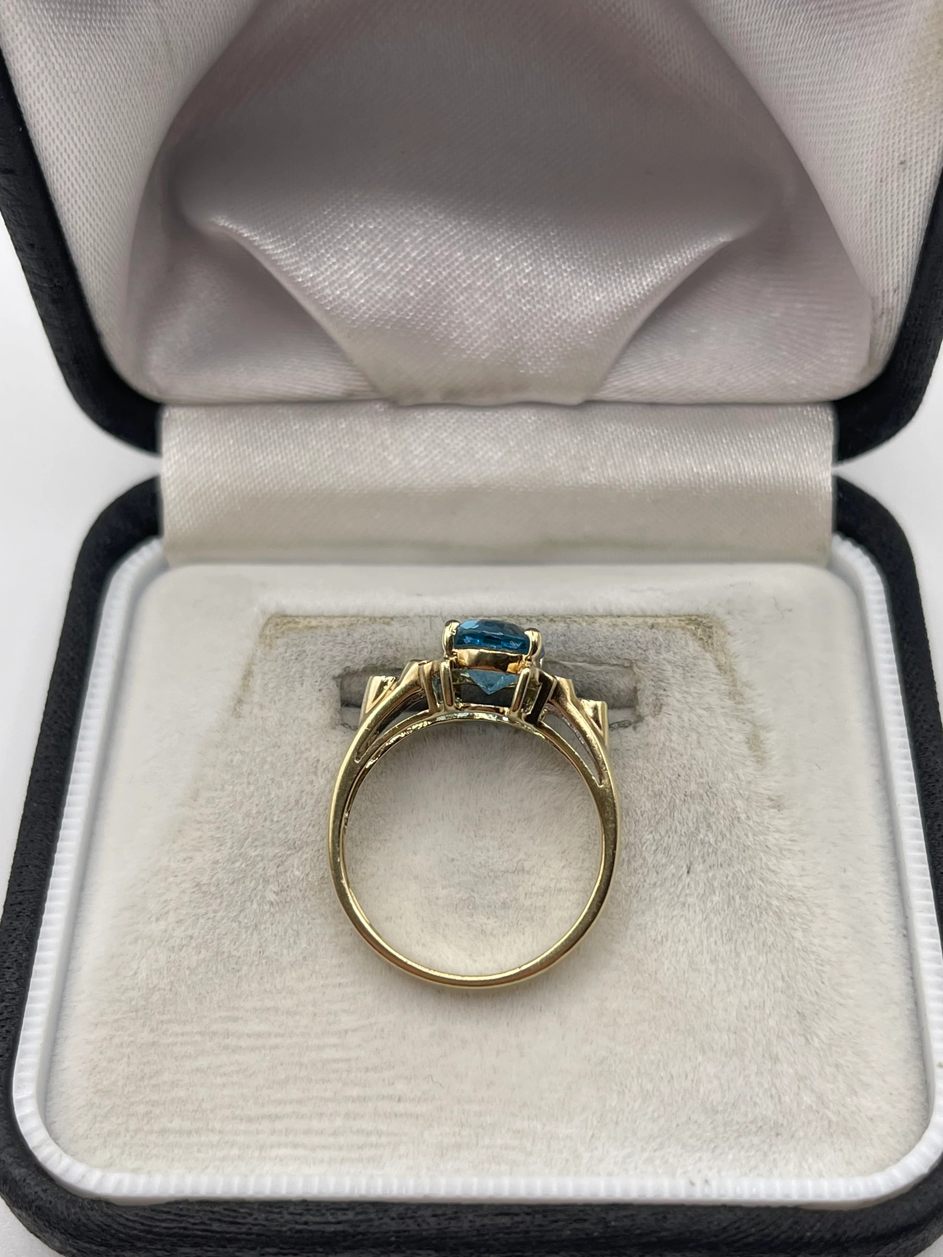 9ct gold topaz and diamond ring - Image 3